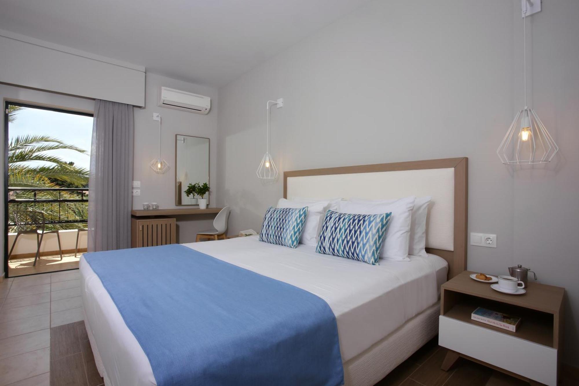 Superior Double or Twin Room Garden View