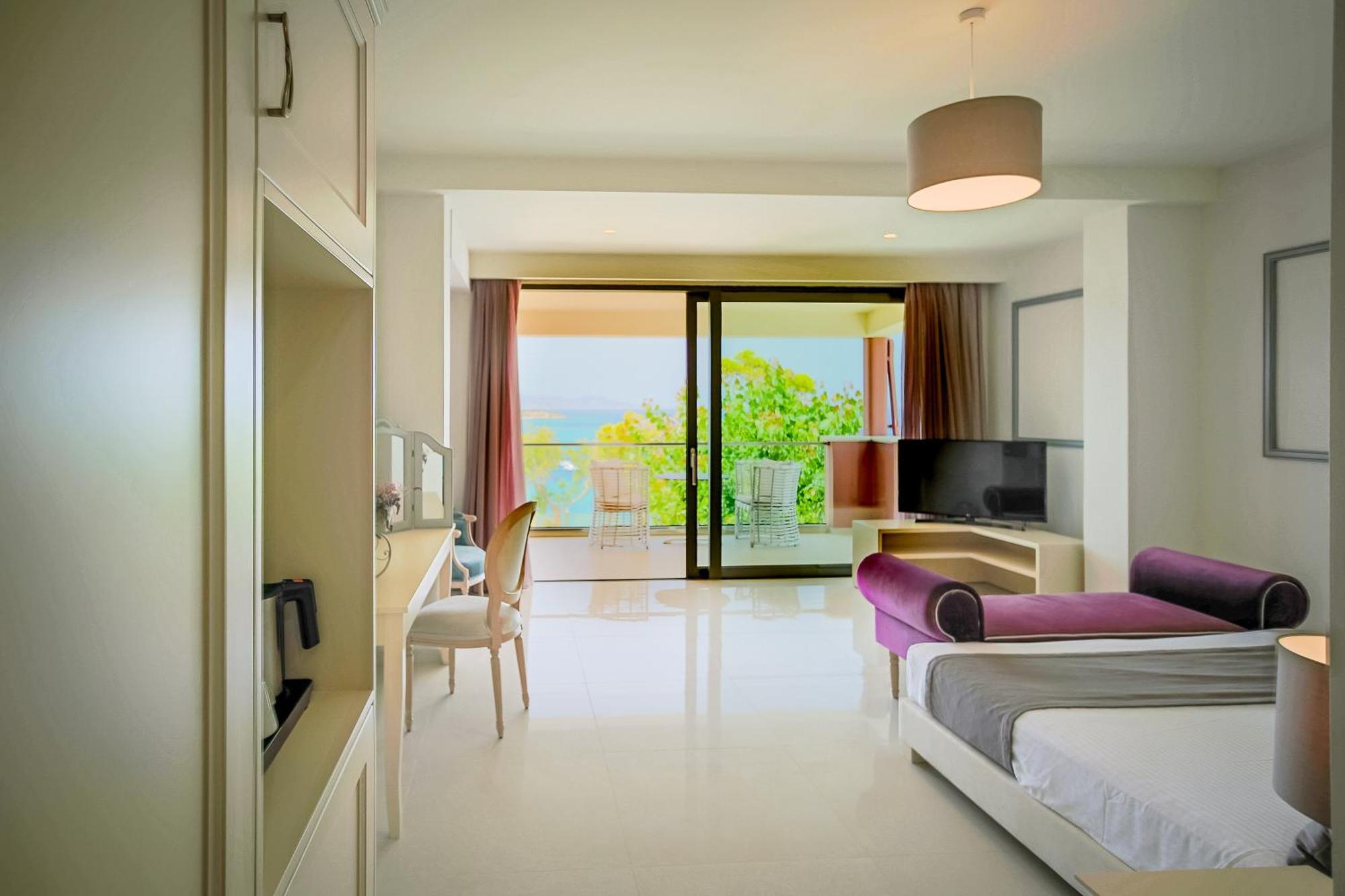 Panoramic Sea View Suite