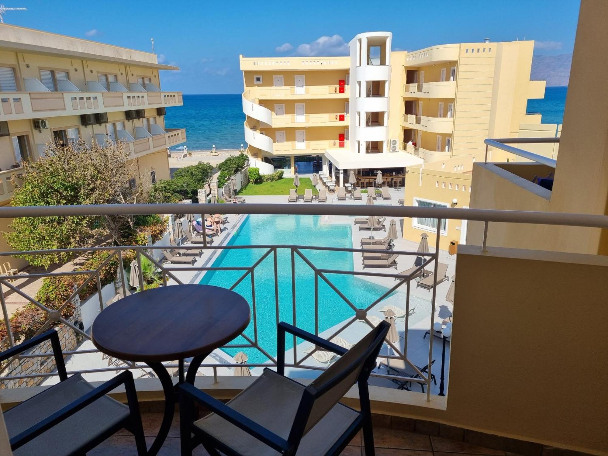 Standard Room | Pool View