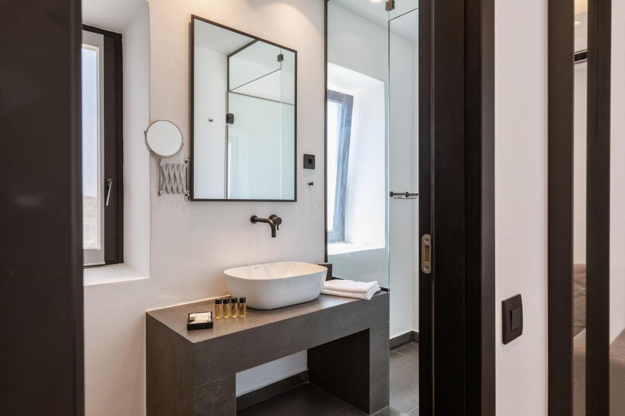 King Room Spa Bath