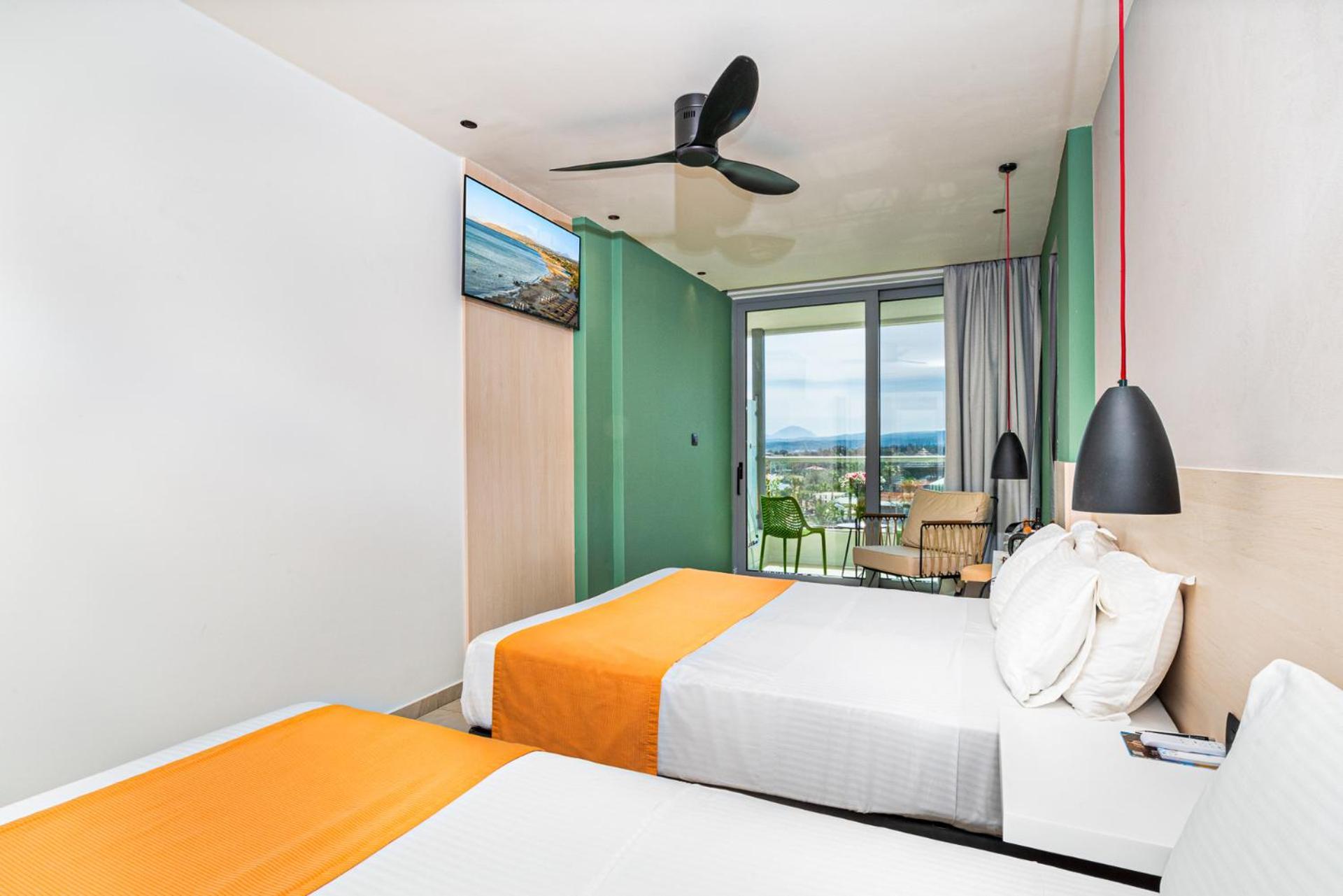 Triple Room Balcony