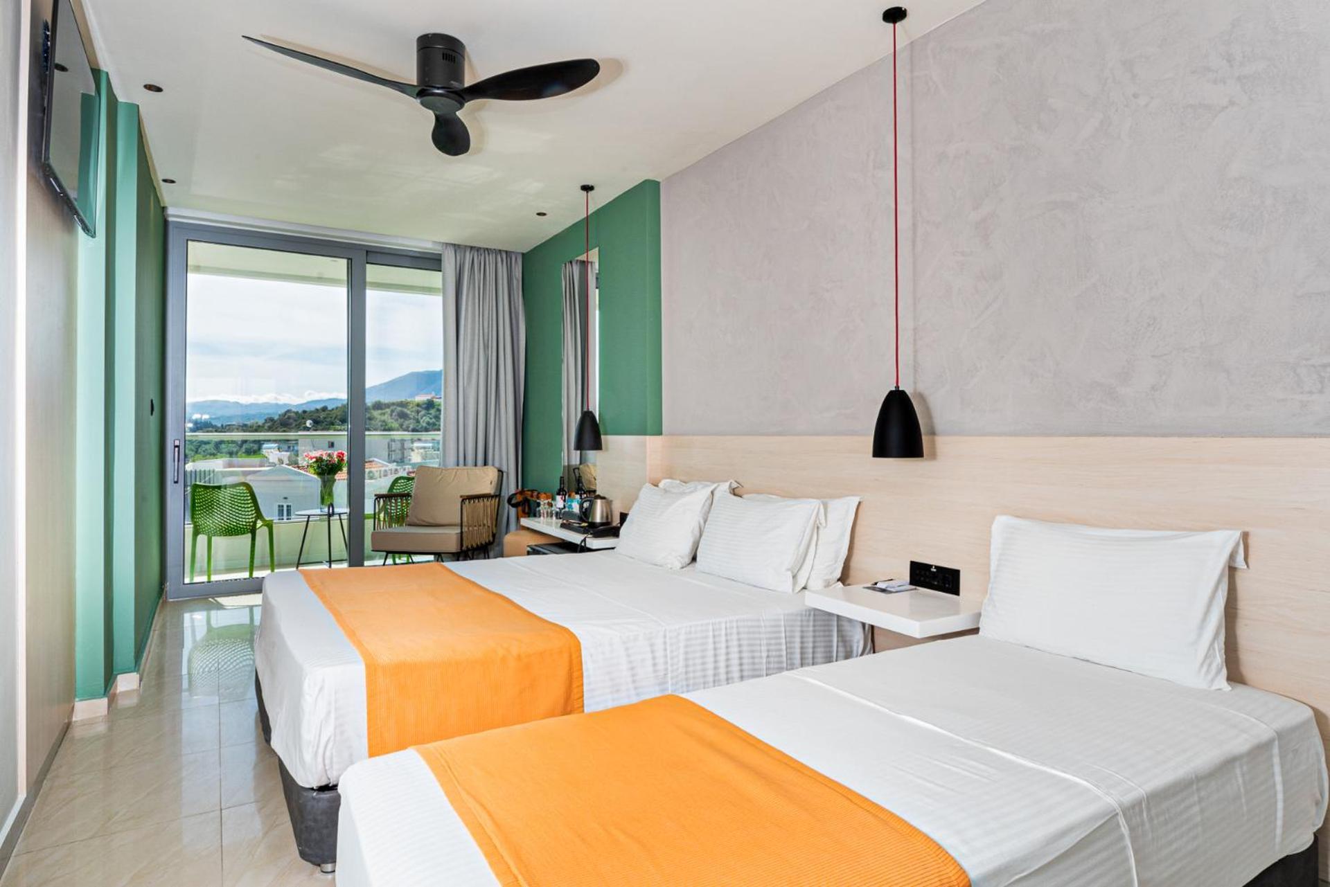 Triple Room Balcony