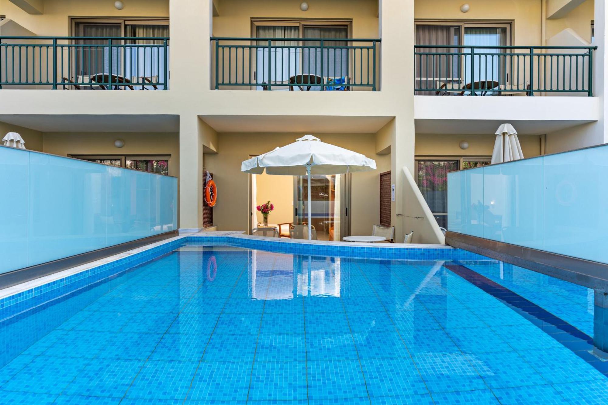 Superior Double Room Private Pool