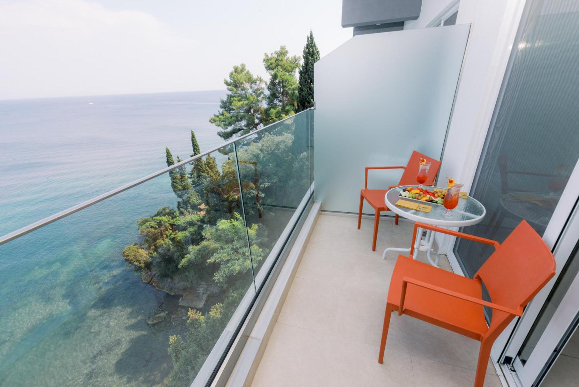 Double Room Balcony Sea View