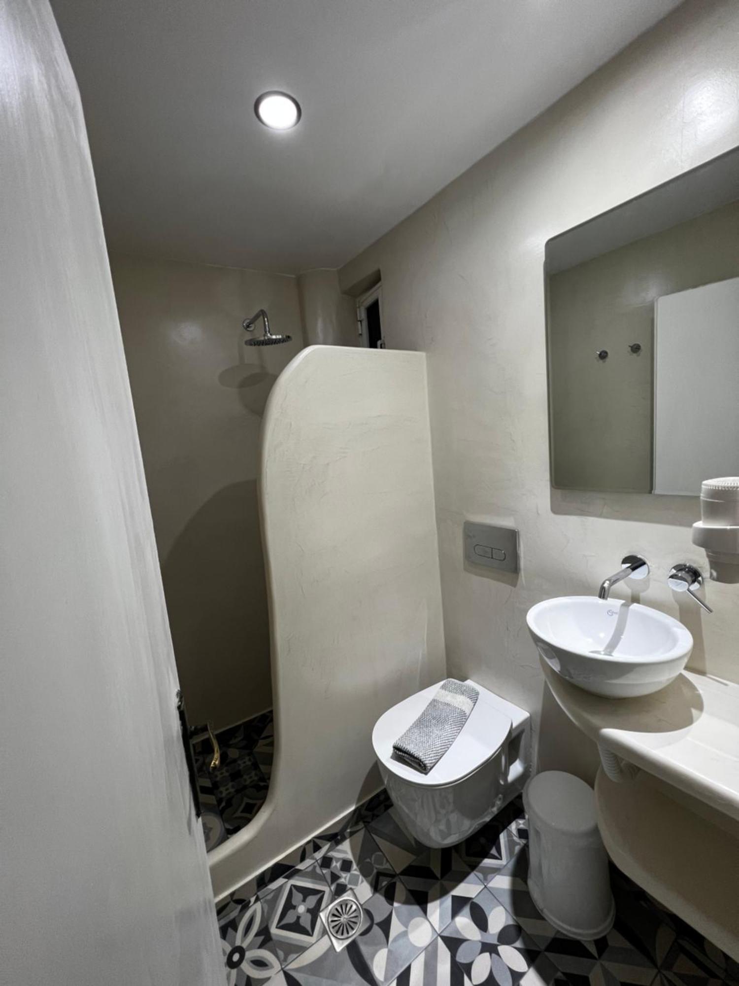 Deluxe Room Sea or Pool View