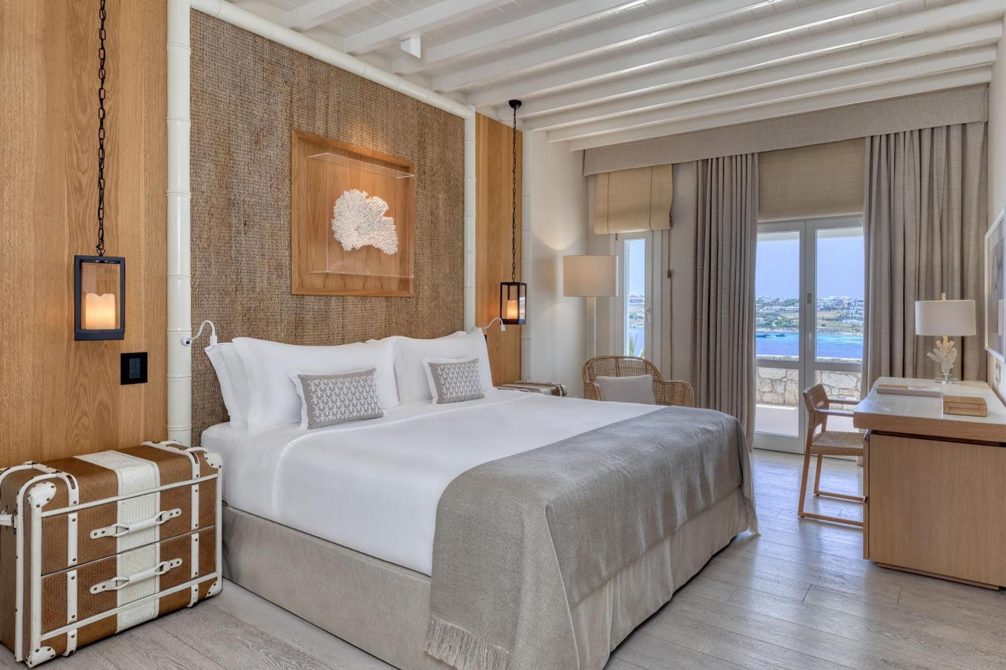 Deluxe Guest room 1 King or 2 Twin or Single Beds