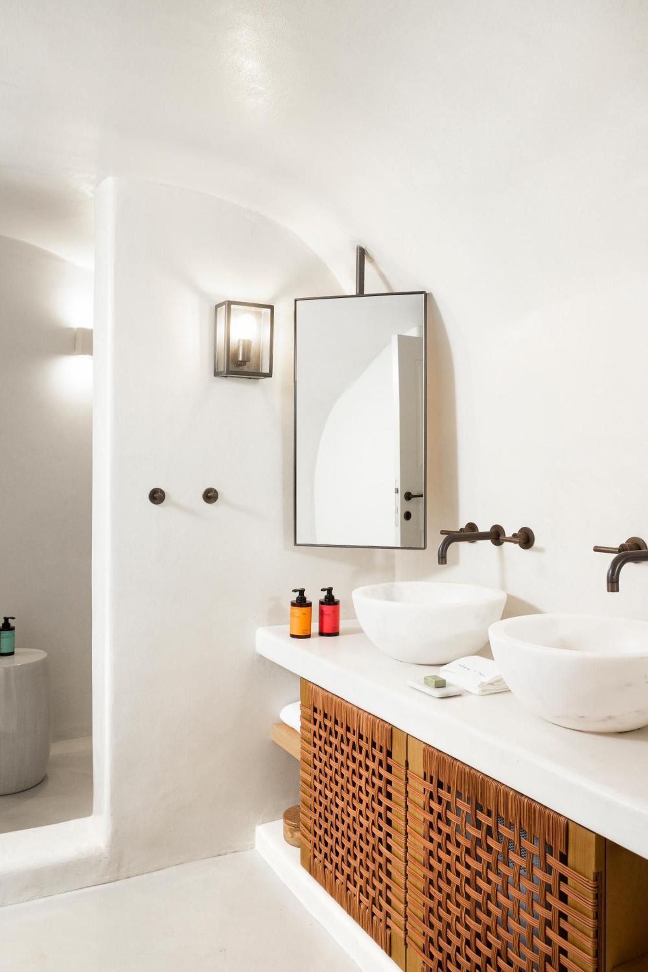 Alitana Suite