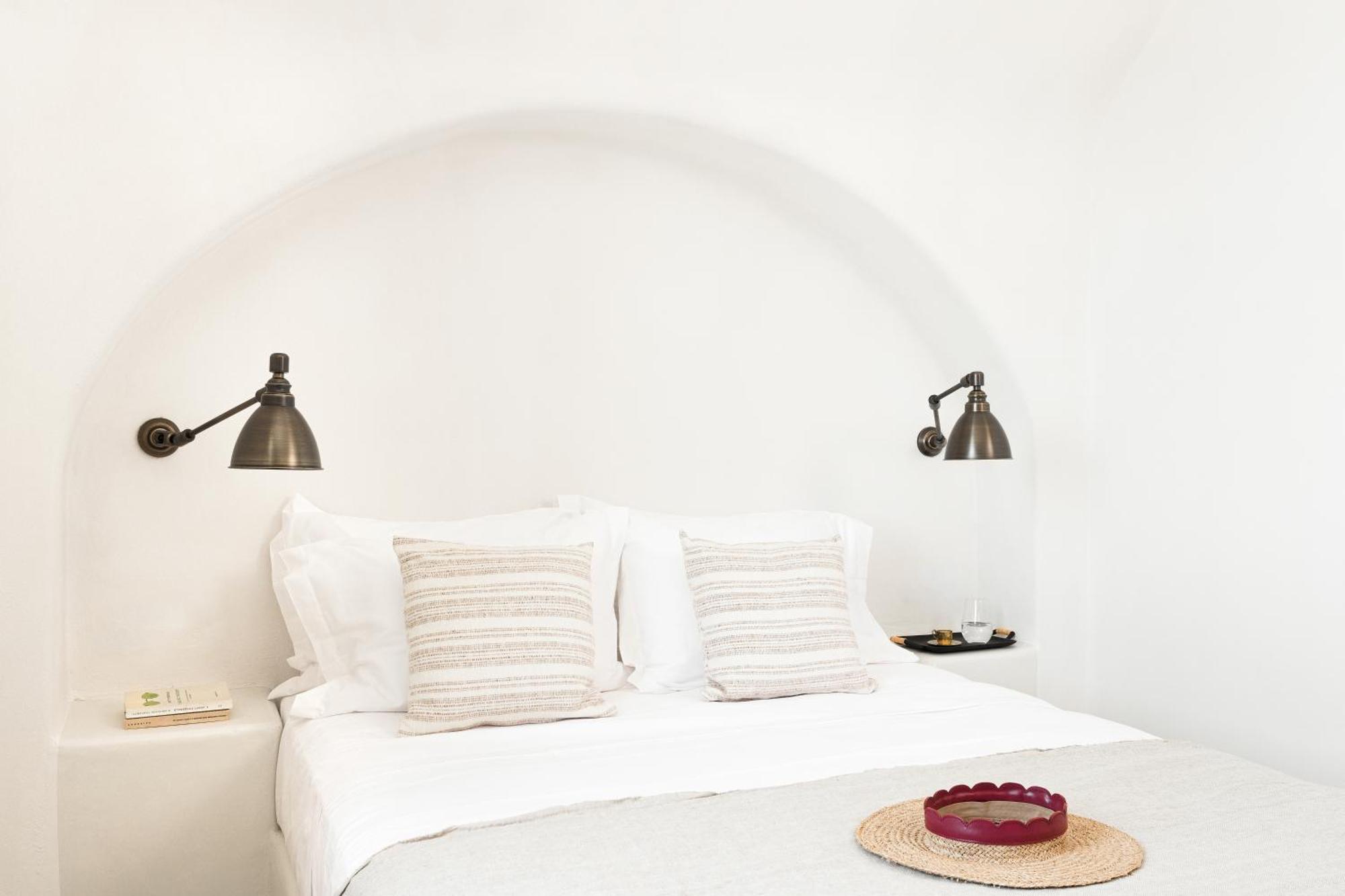 Cycladic Suite