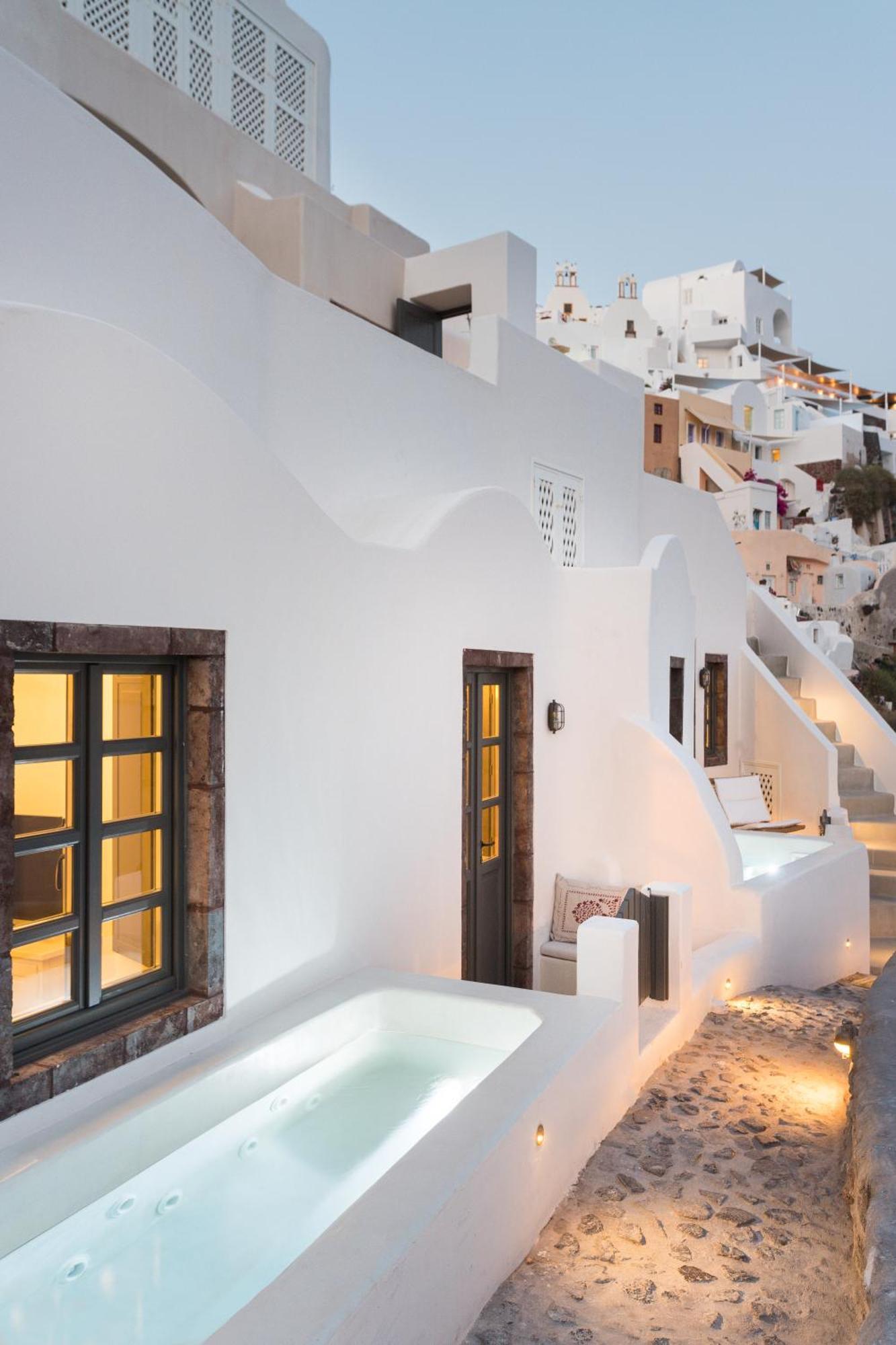 Cycladic Suite