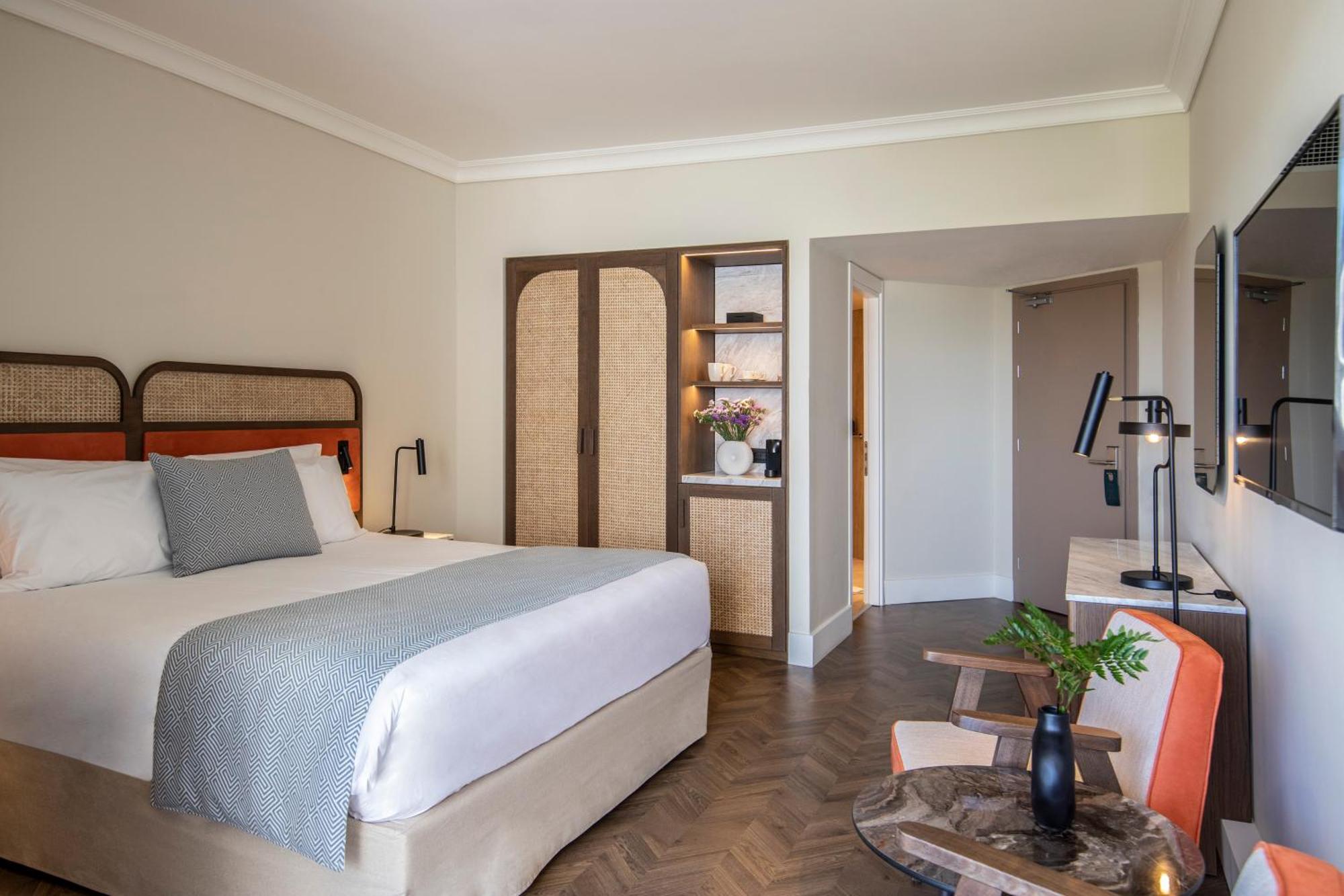 Superior Double or Twin Room Garden View
