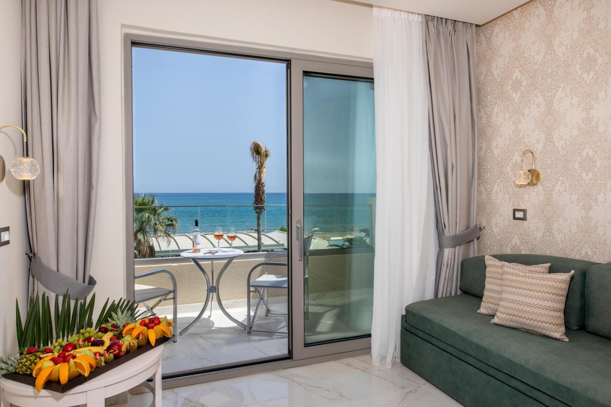 Twin Room Sea View Main building