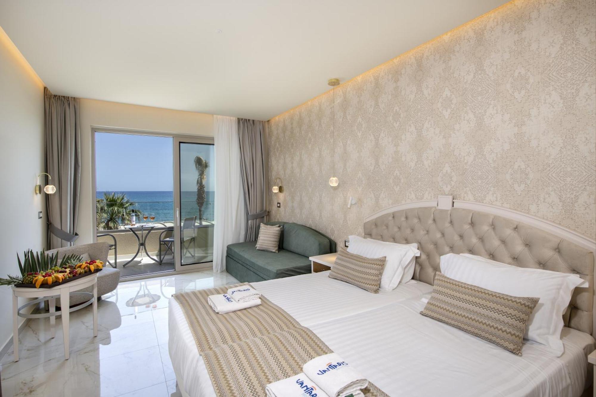 Twin Room Sea View Main building