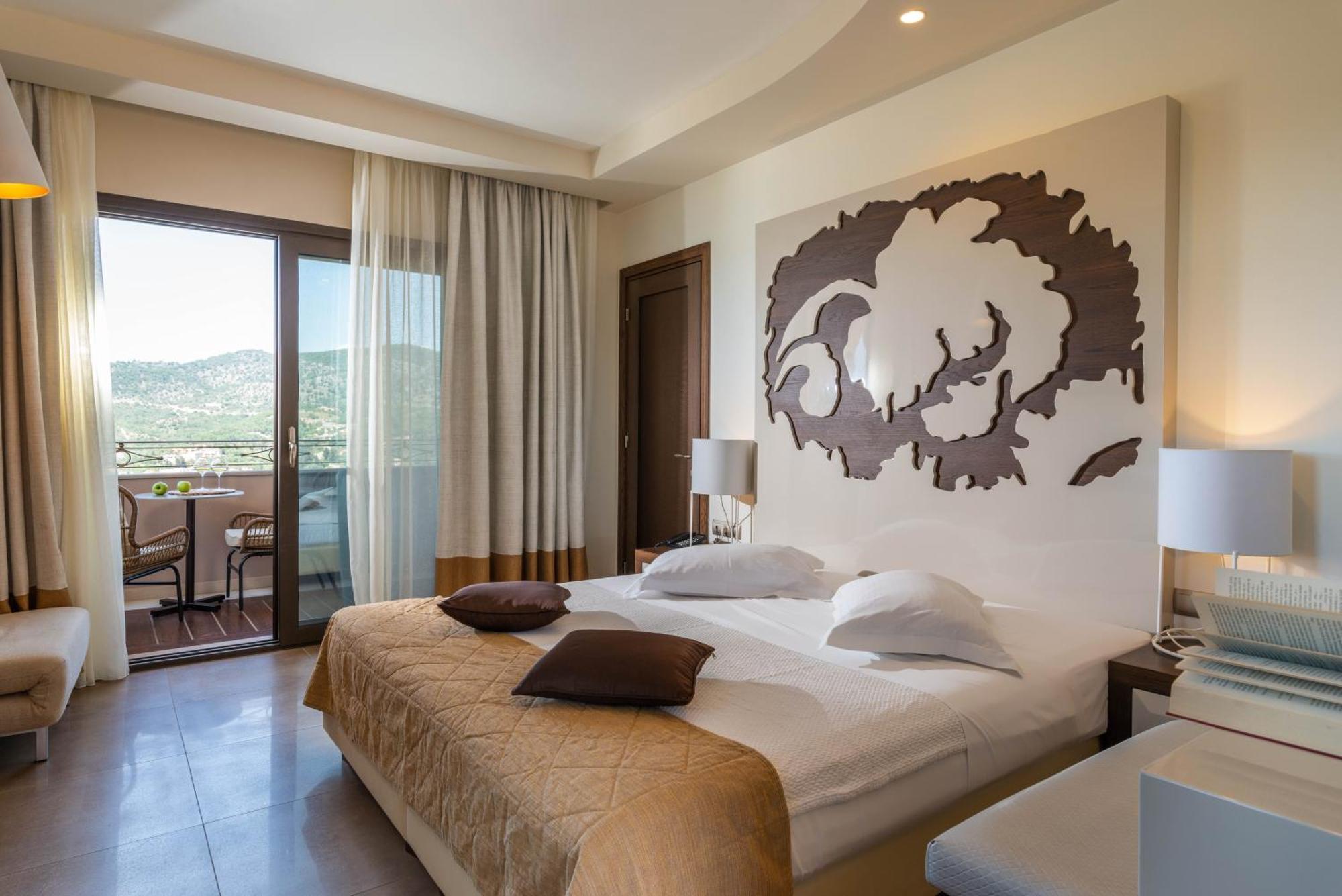Superior Double Room Partial Sea View