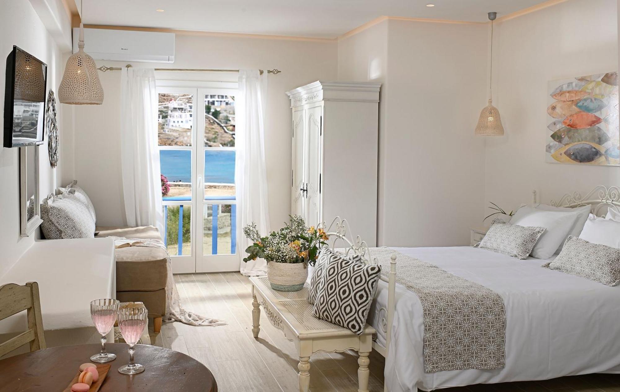 One-Bedroom Junior Suite Sea View