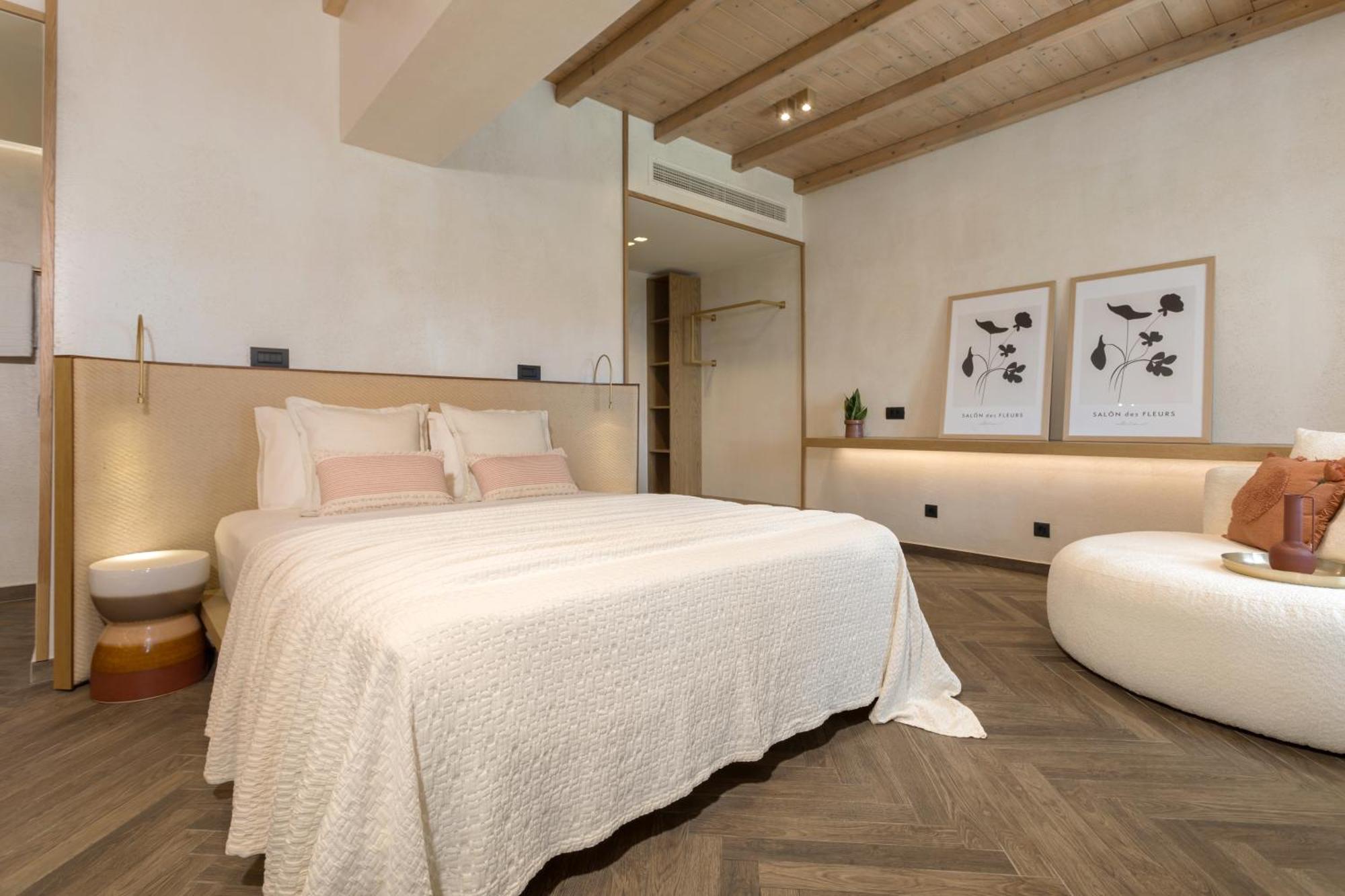 Junior Suite Balcony