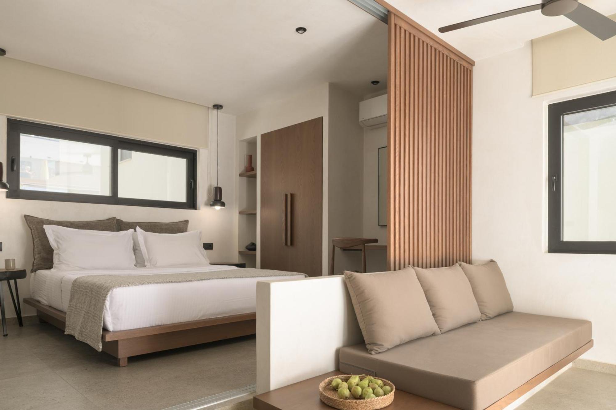 Superior One Bedroom Sea View Apartment Sliding Door
