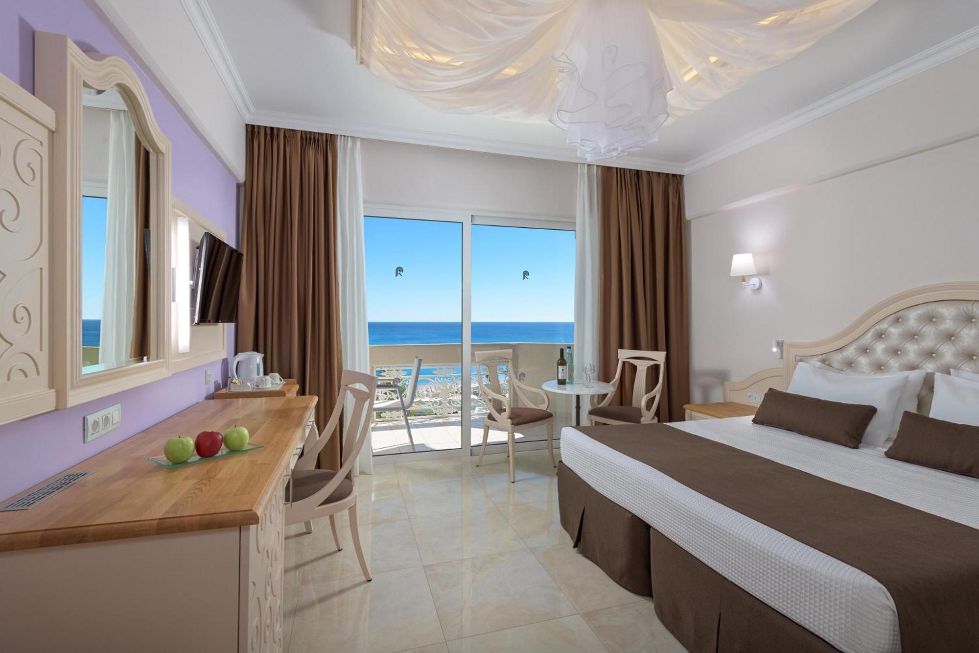 Deluxe Room Sea View