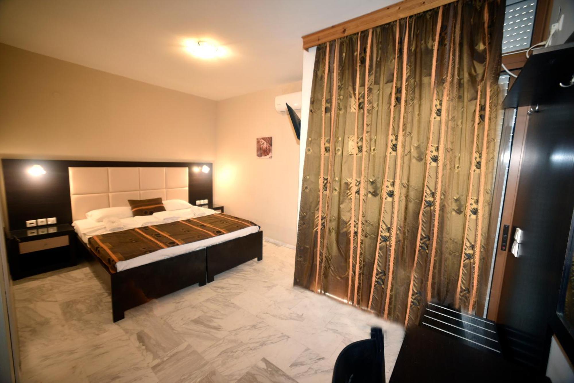 Superior One-Bedroom Apartment