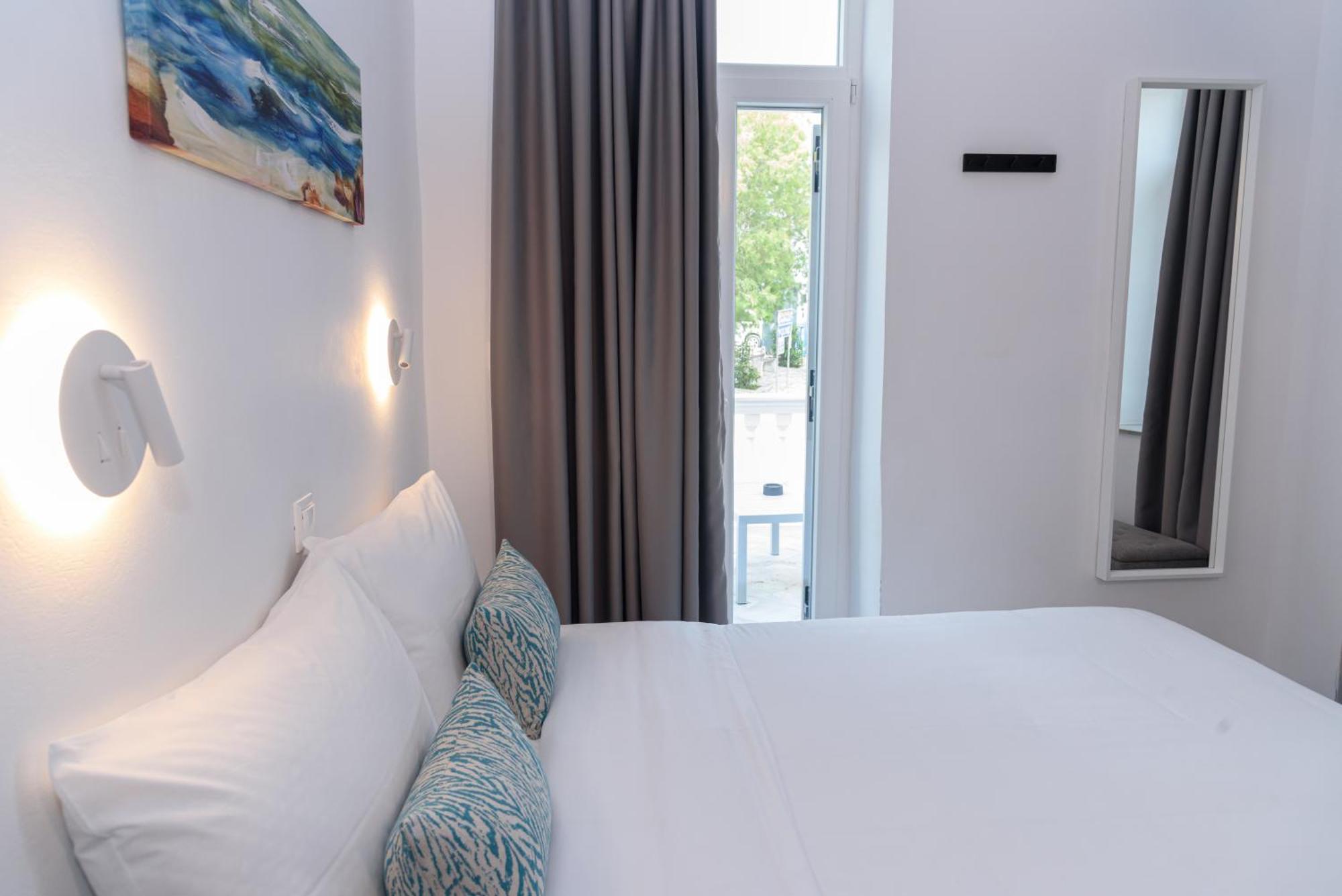 Quadruple Room Terrace