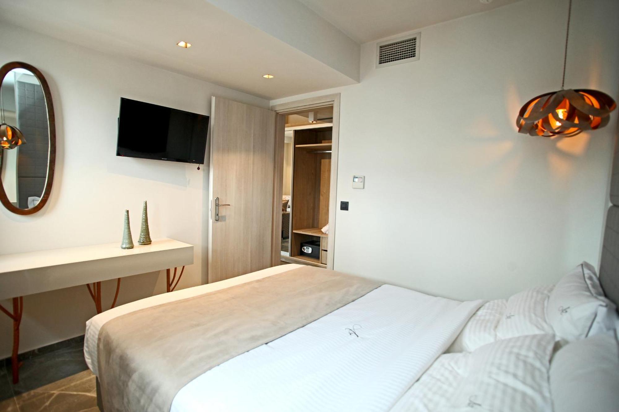 Luxury Quadruple Room