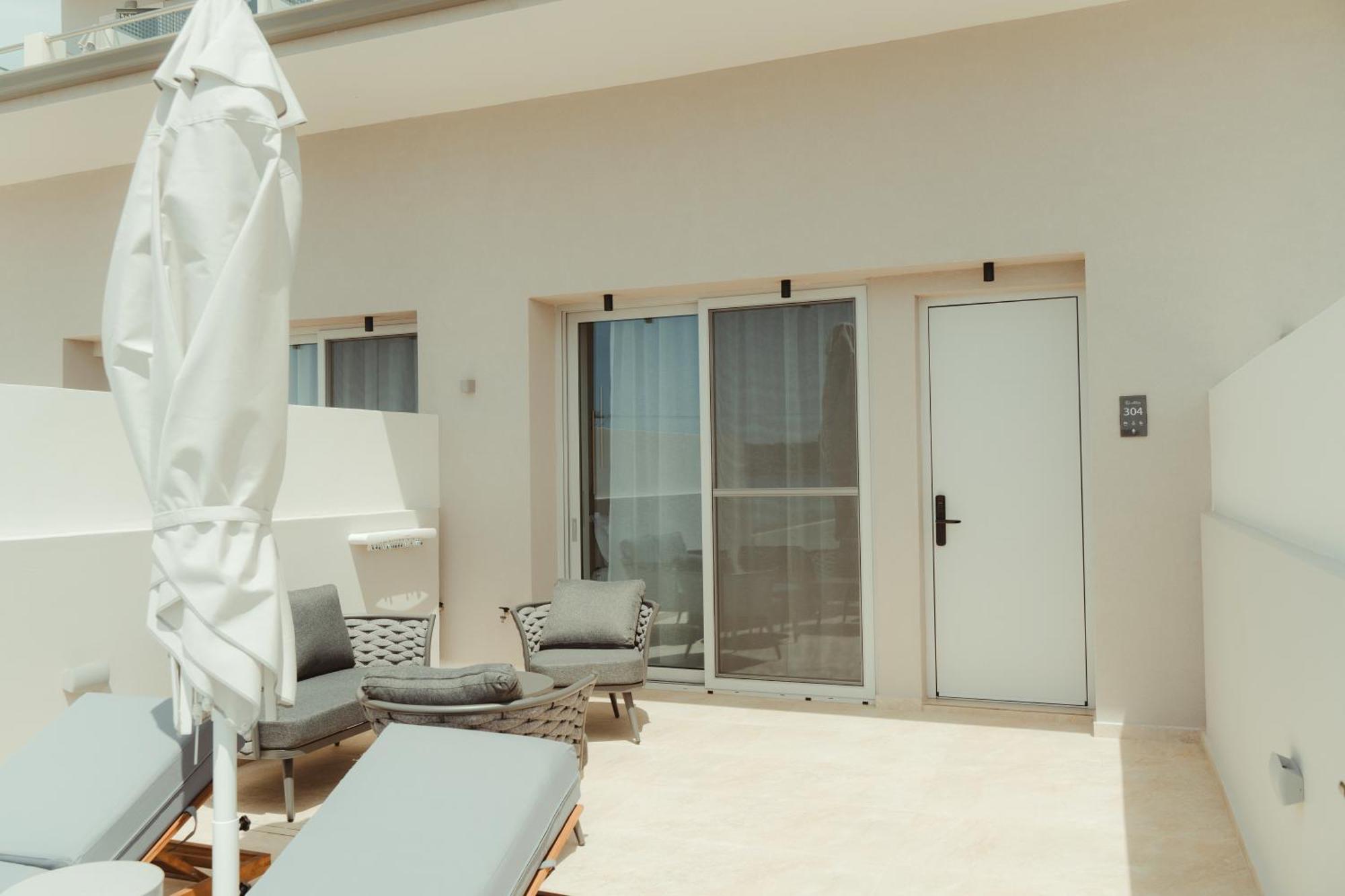 Junior Suite with Private Pool