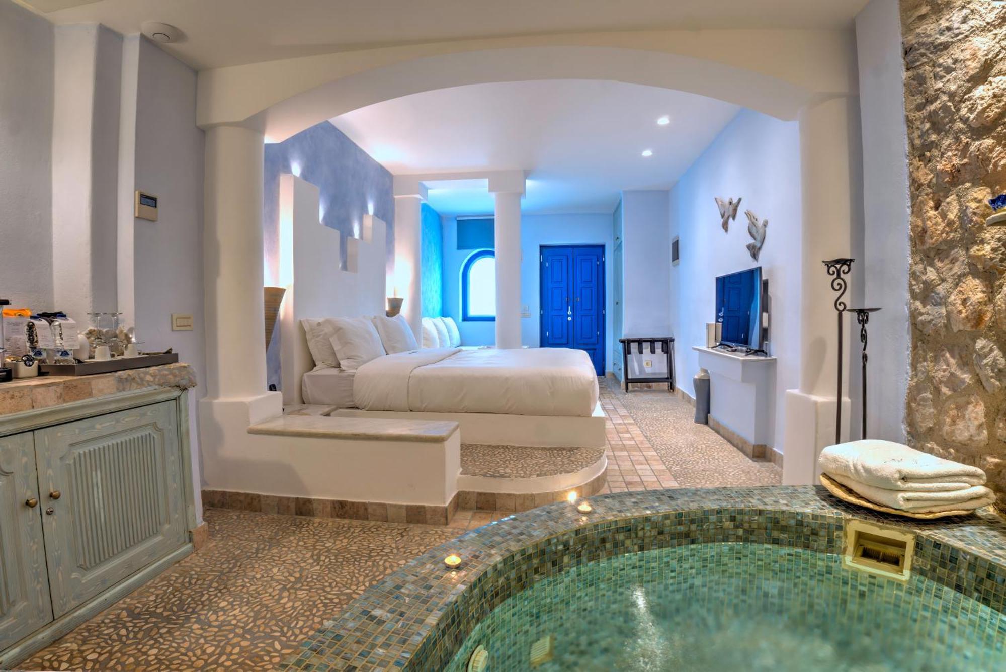 Junior Suite Spa Bath Caldera View