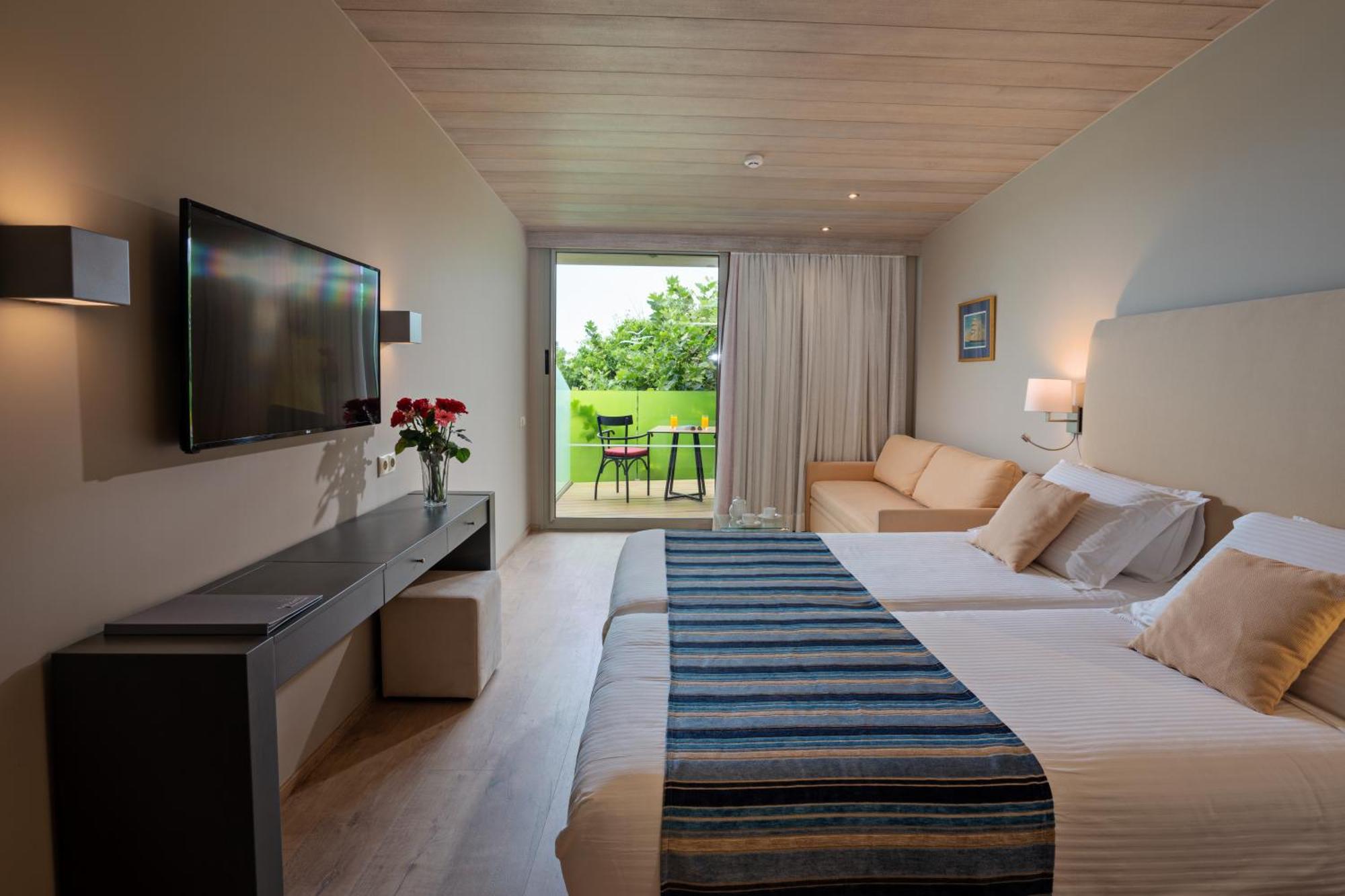 Junior Suite Sea View & Jetted Tub