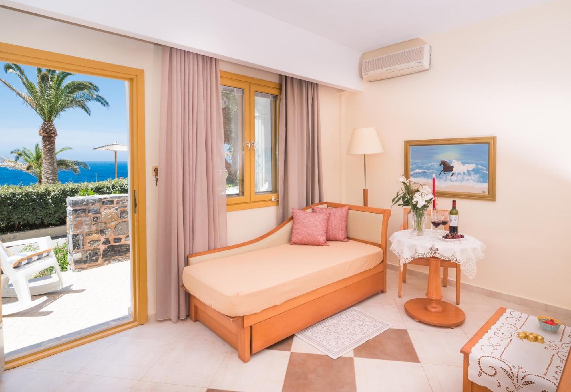 Superior Family Bungalow Sea View