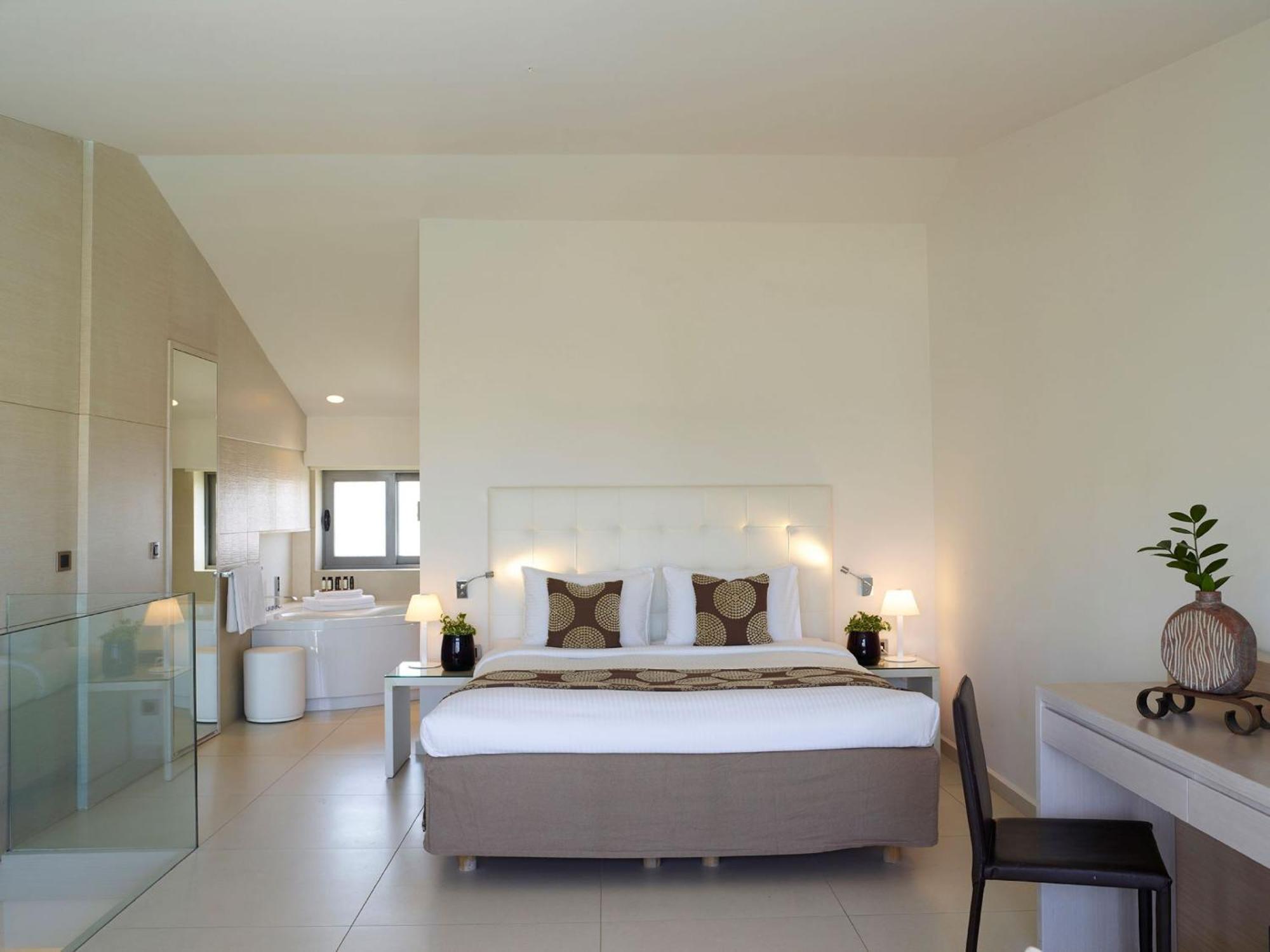 Premium Double Room Spa Bath Garden View