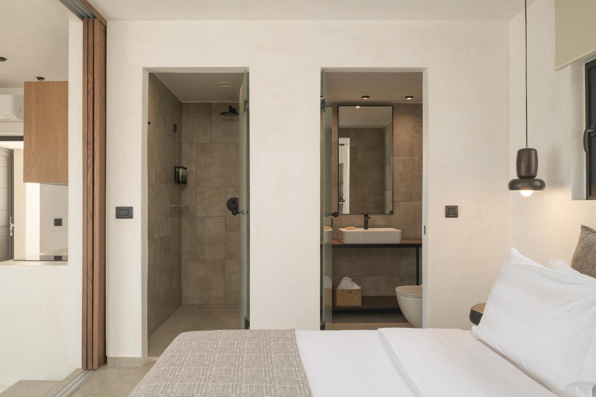 Superior One Bedroom Sea View Apartment Sliding Door