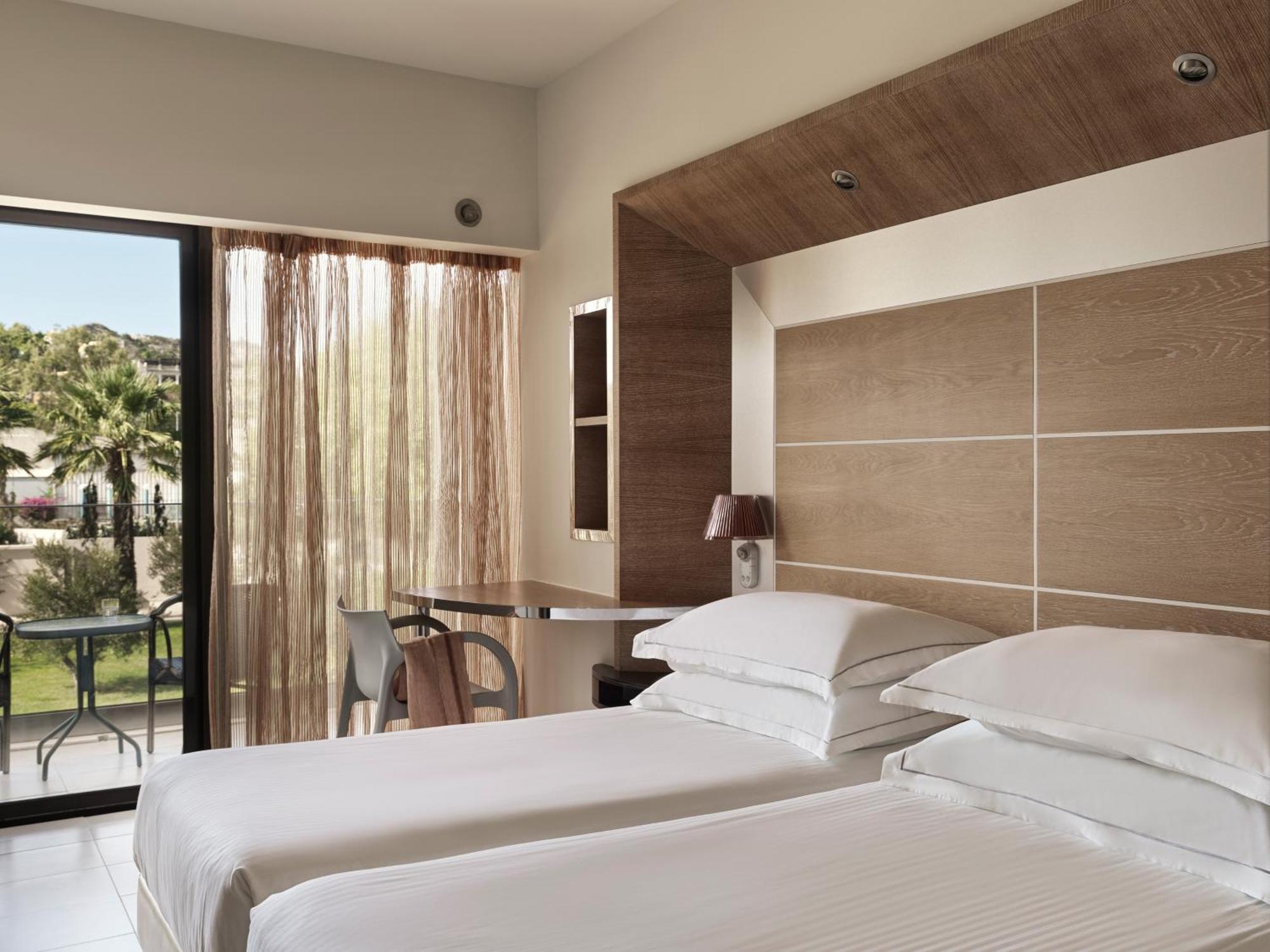 Twin Room Land View