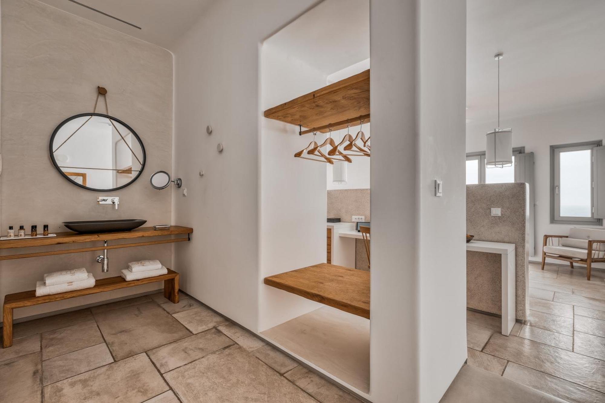 Premium Suite Private Pool & Sea View