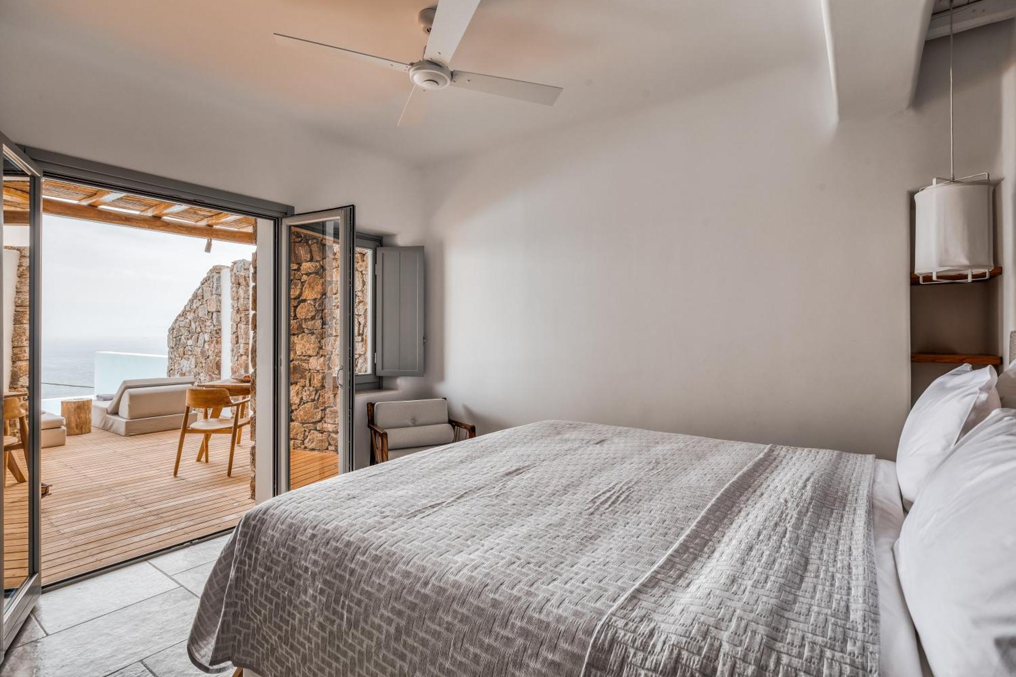 Junior Suite Private Pool & Sea View
