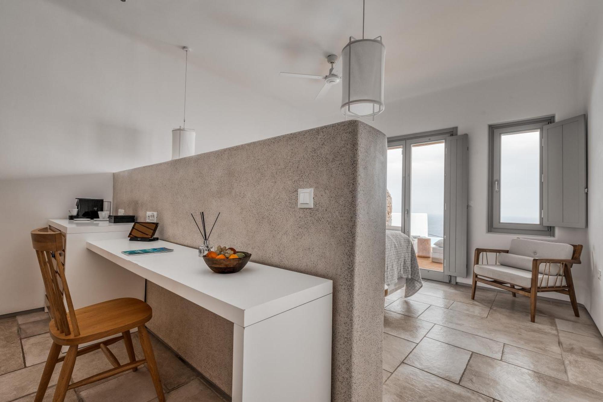 Premium Suite Private Pool & Sea View