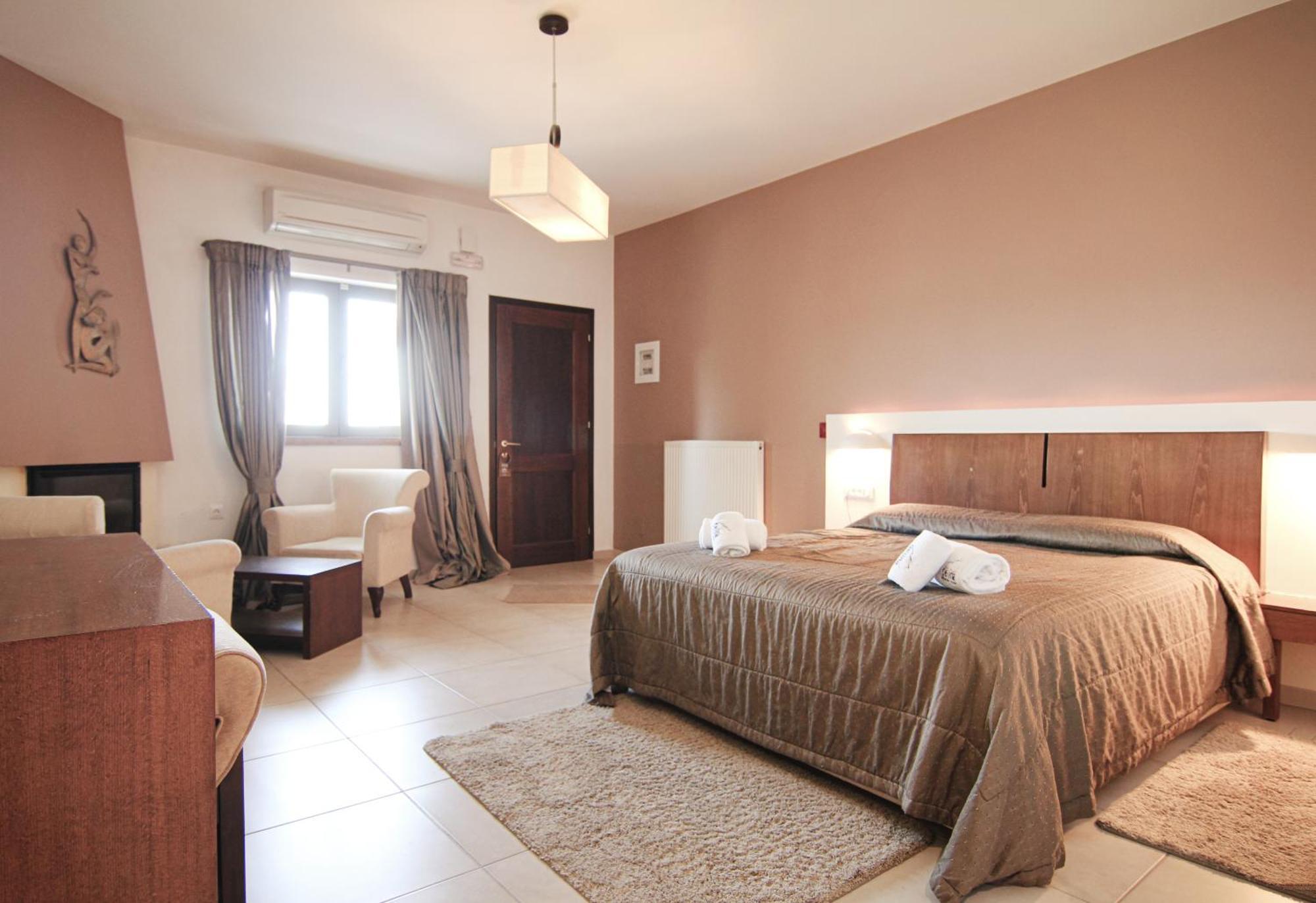 Superior Room Land View