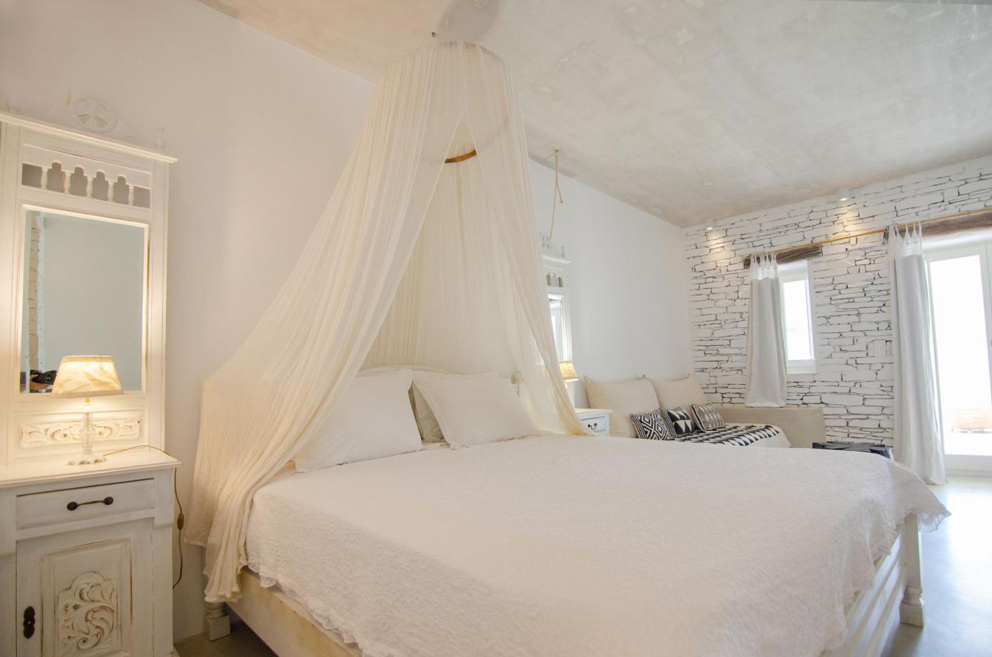 Junior Suite Partial Sea View