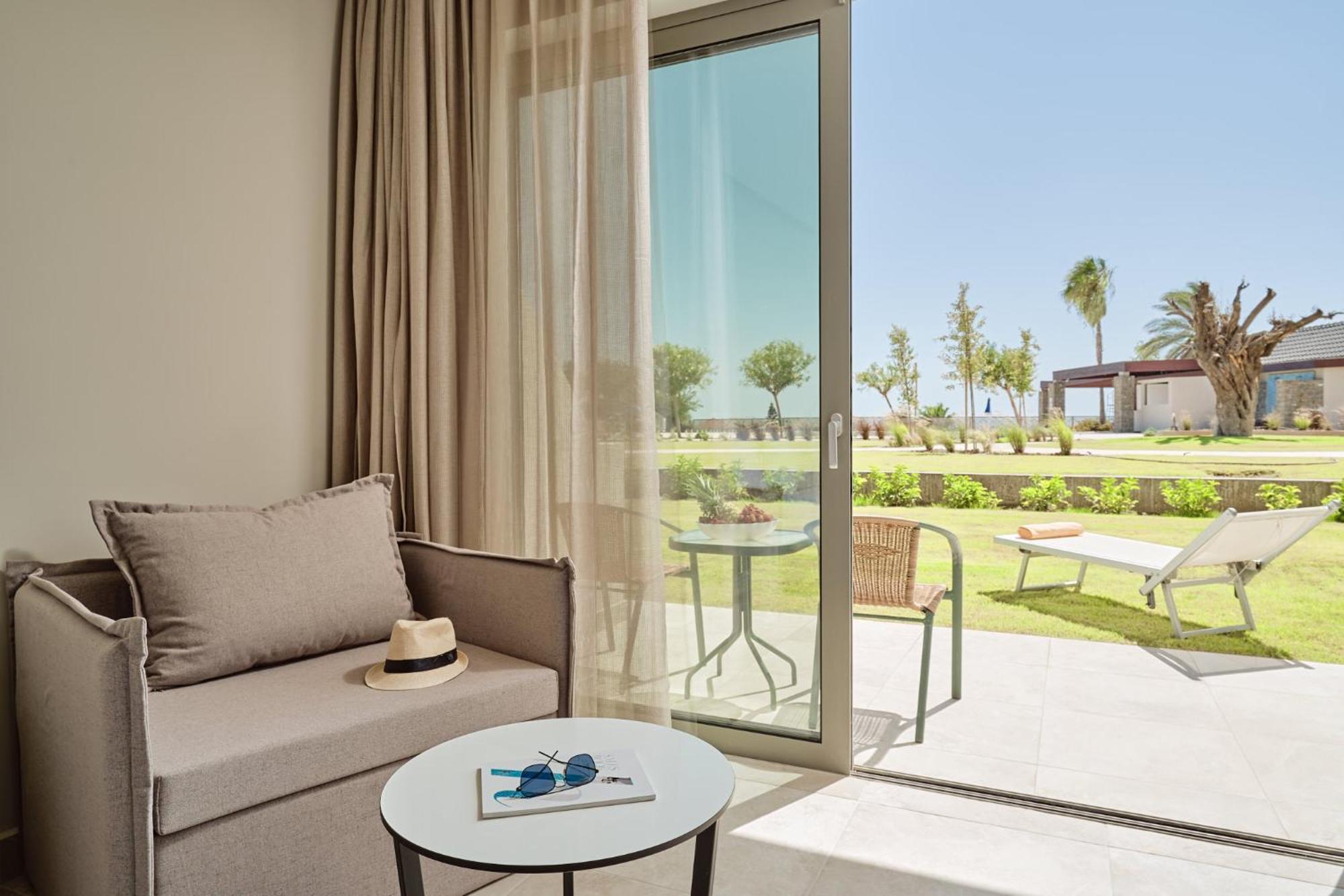 Double Room Pool View