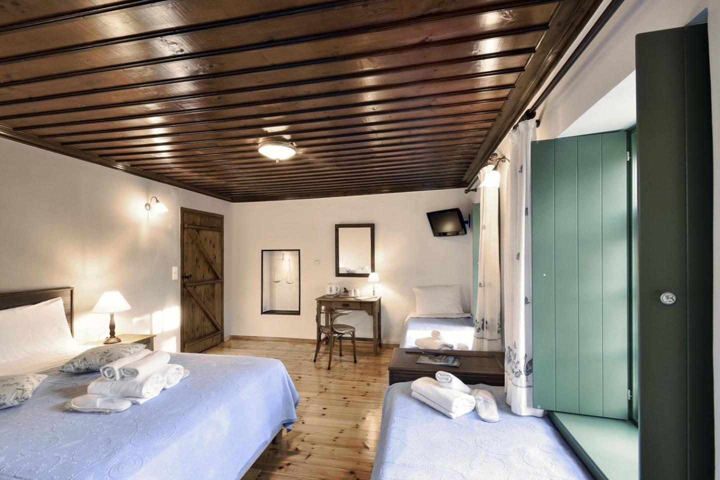 Deluxe Triple Room