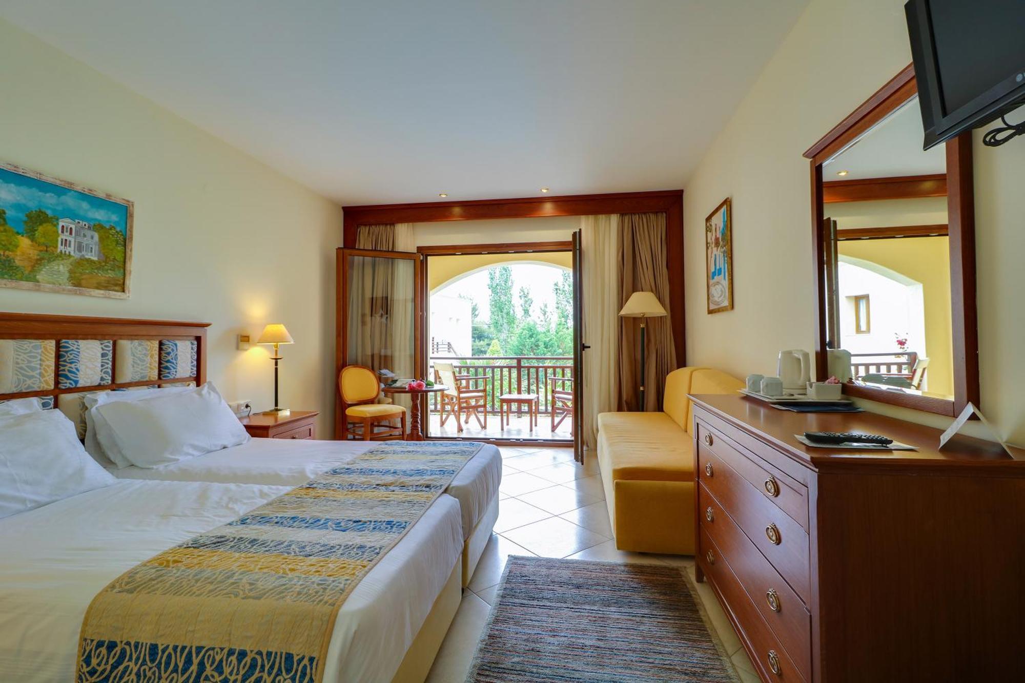 Double Room Pool View