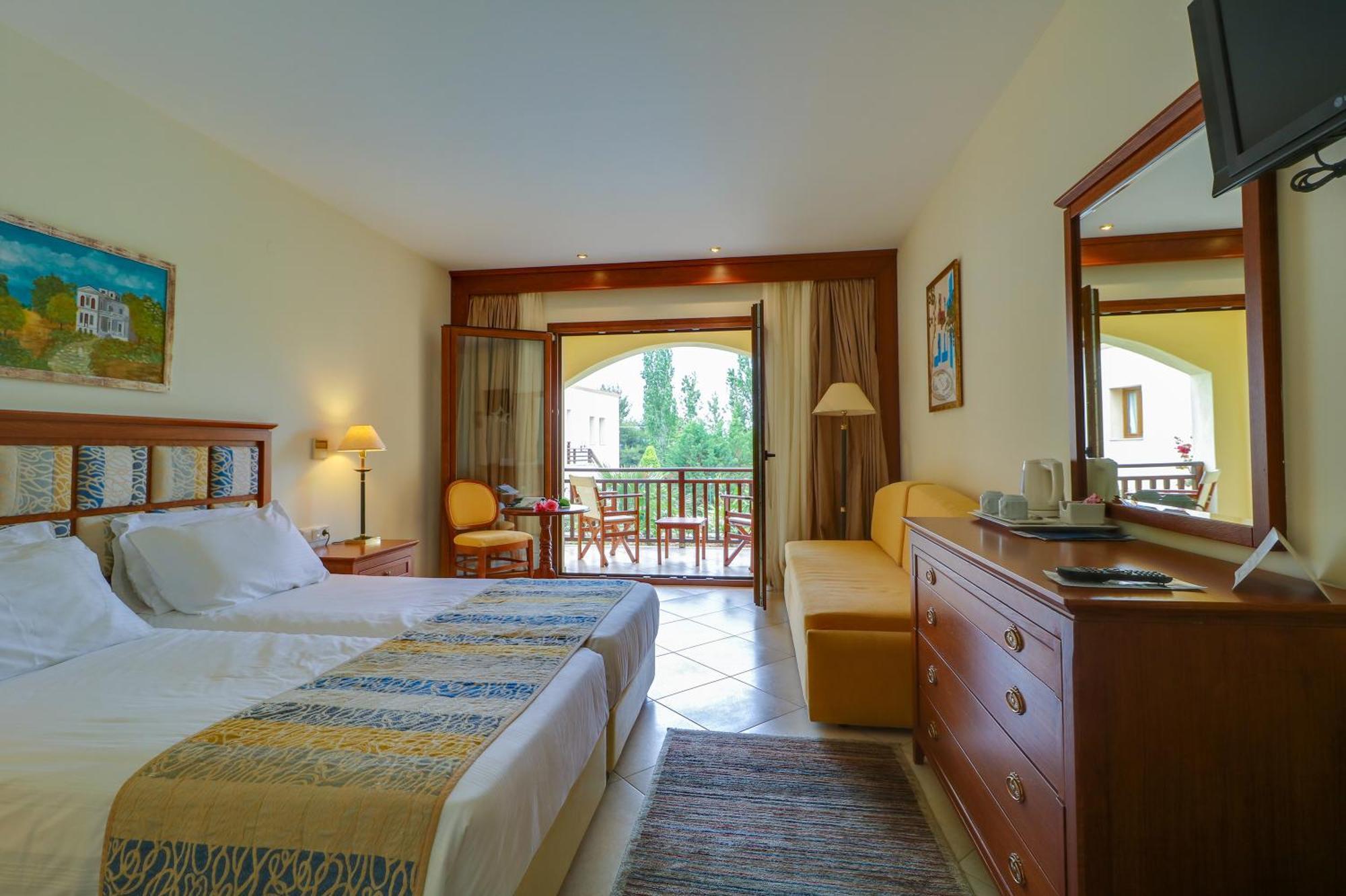 Double Room Pool View