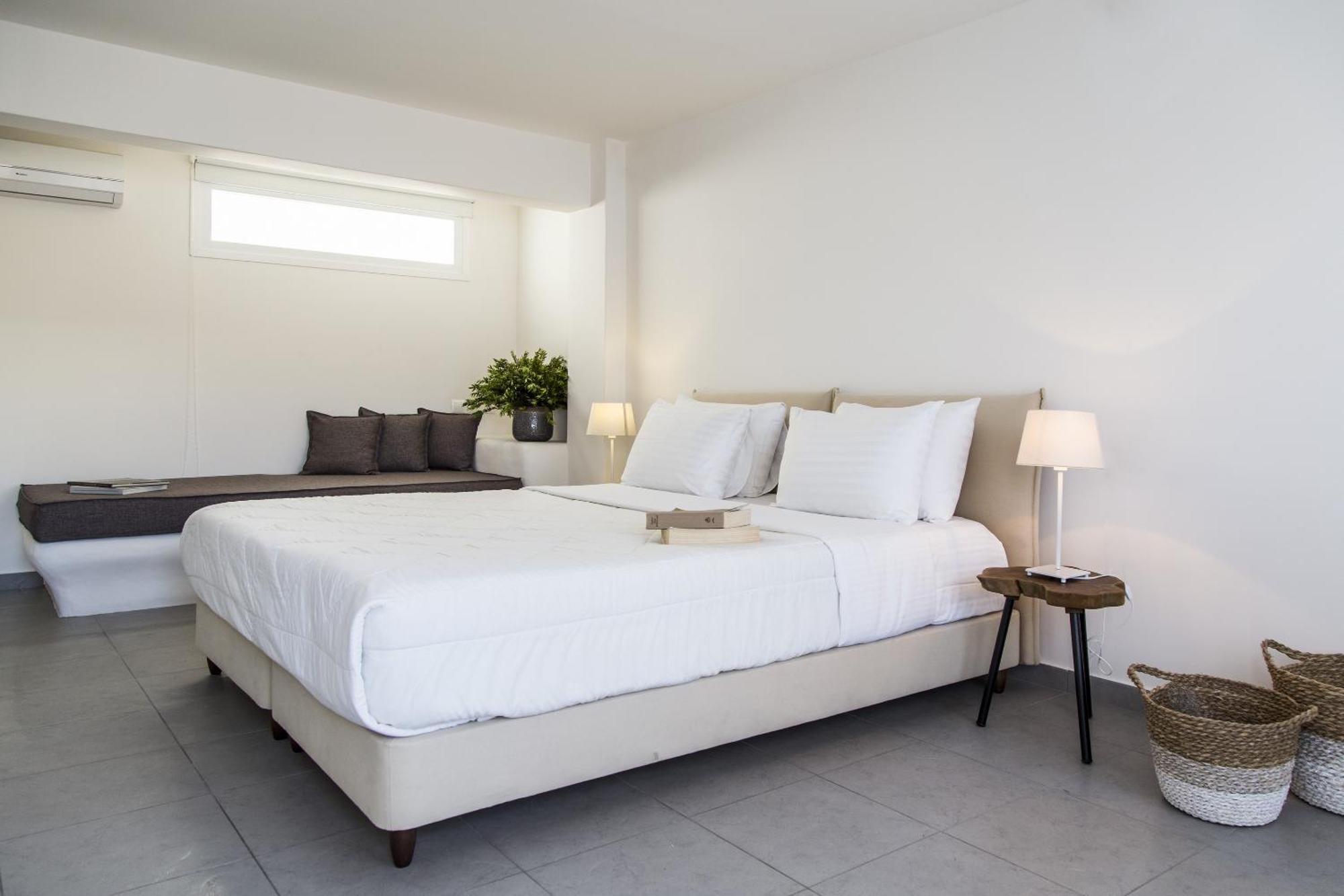 Standard Double Room with Garden View