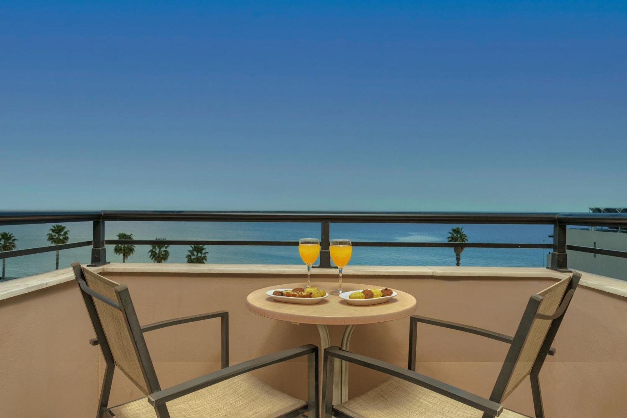Twin Room Sea View