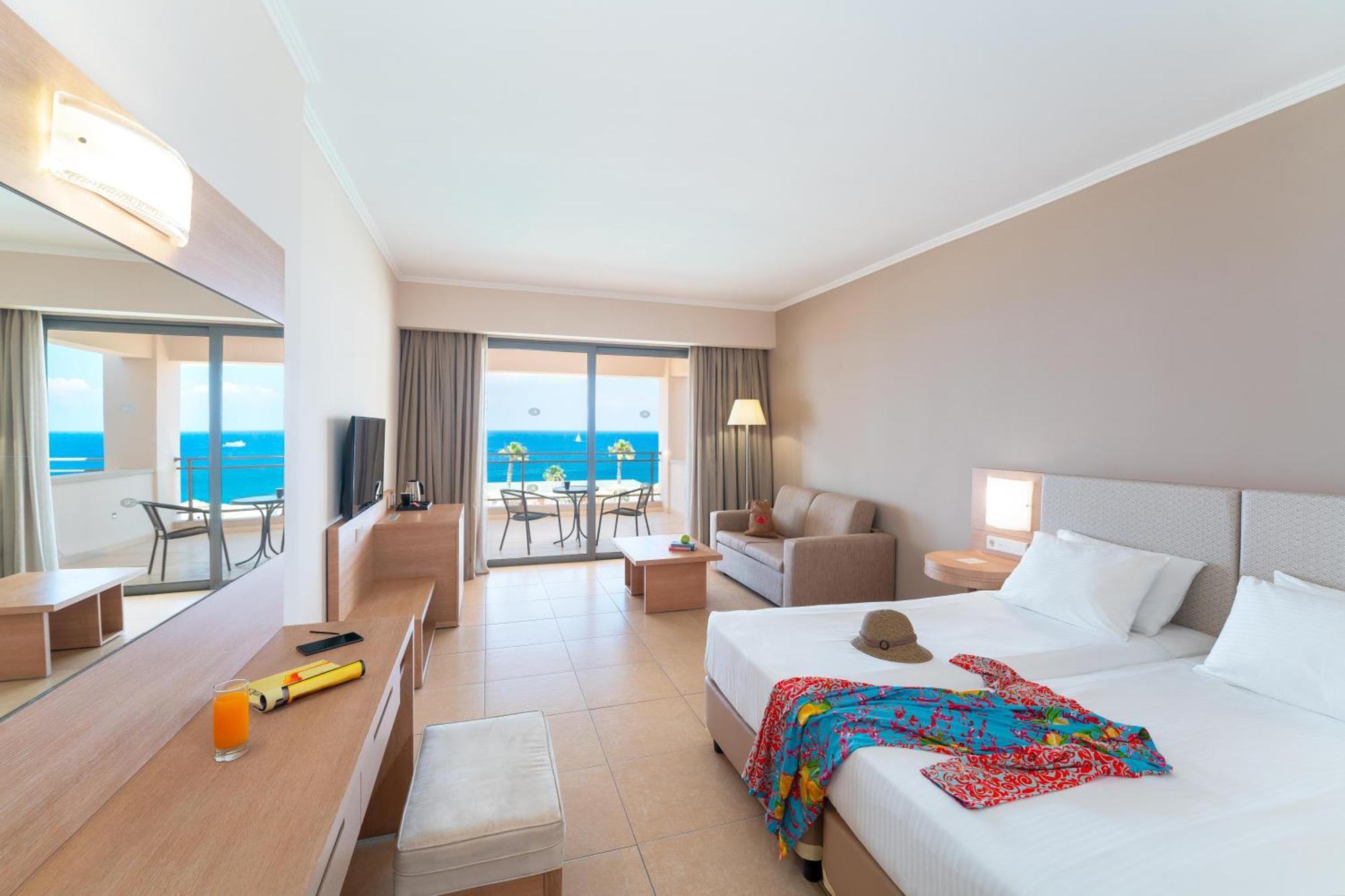 Superior Twin Room Sea View