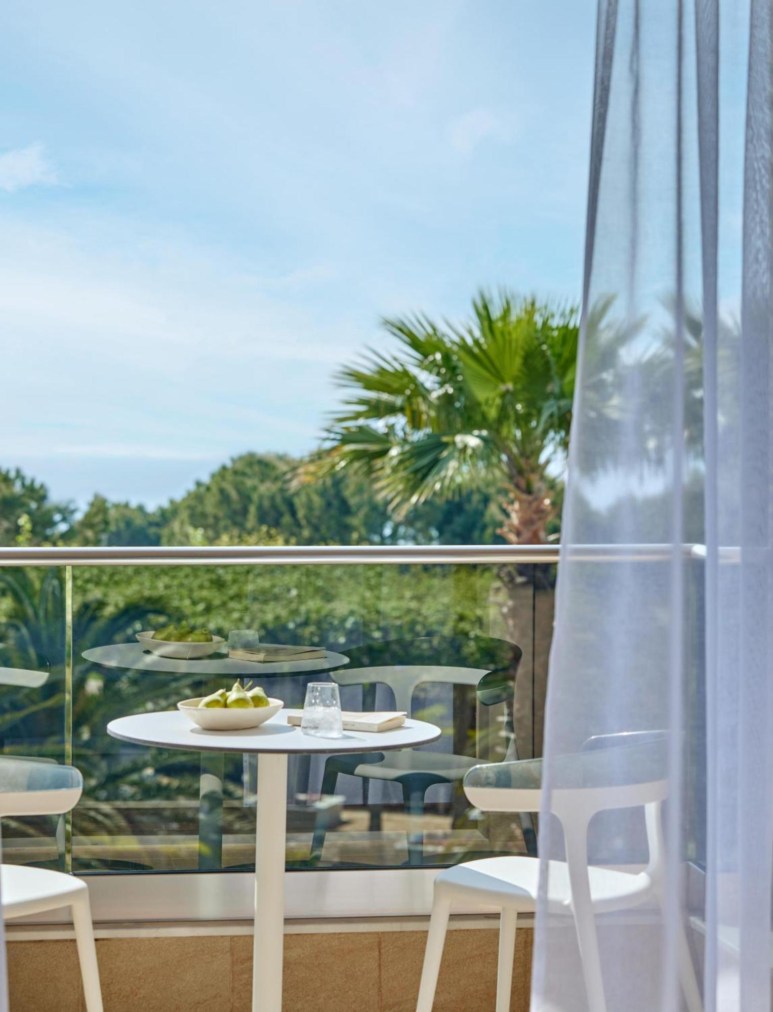 Elegant Double Side Sea View