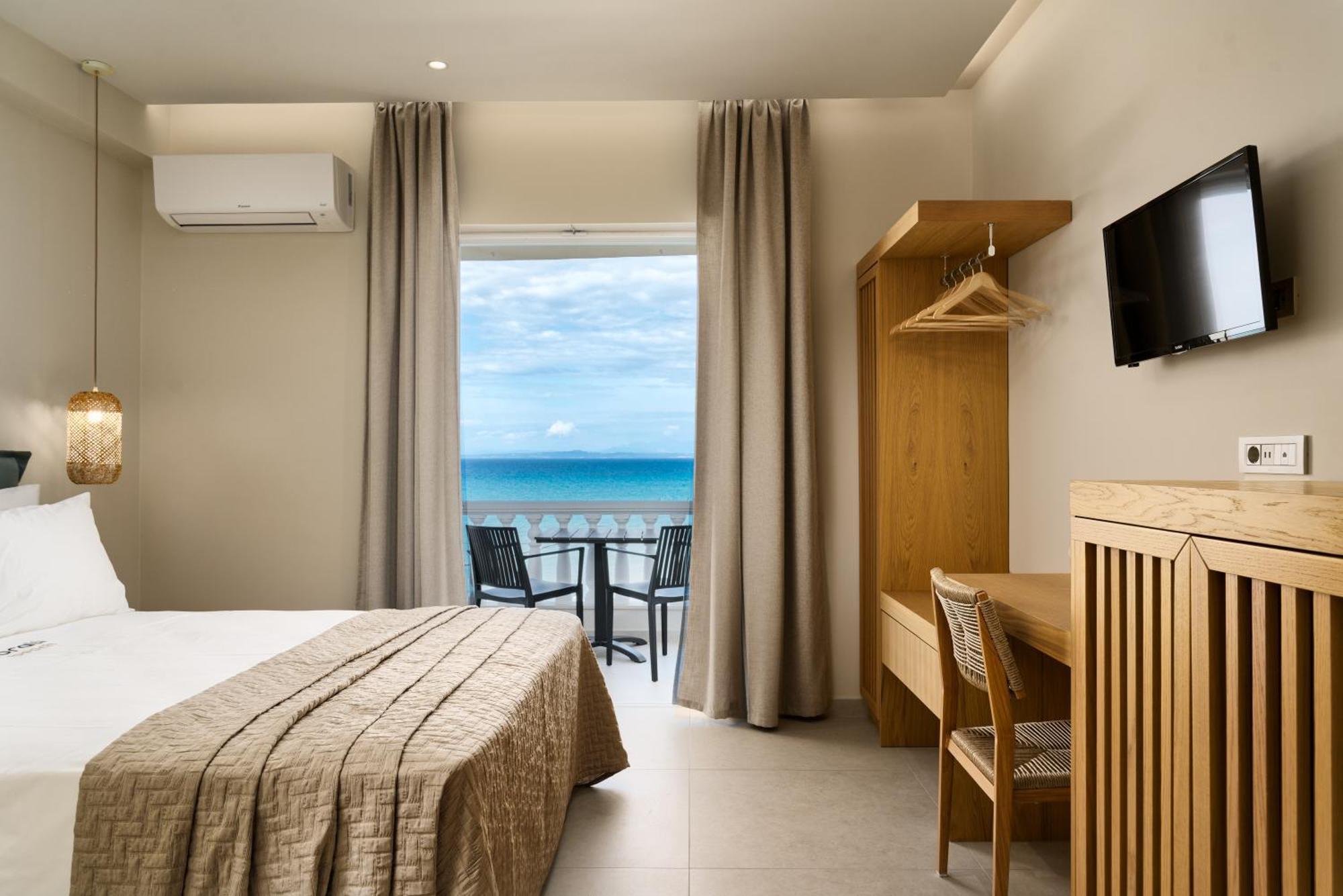 Deluxe Double Room Sea View