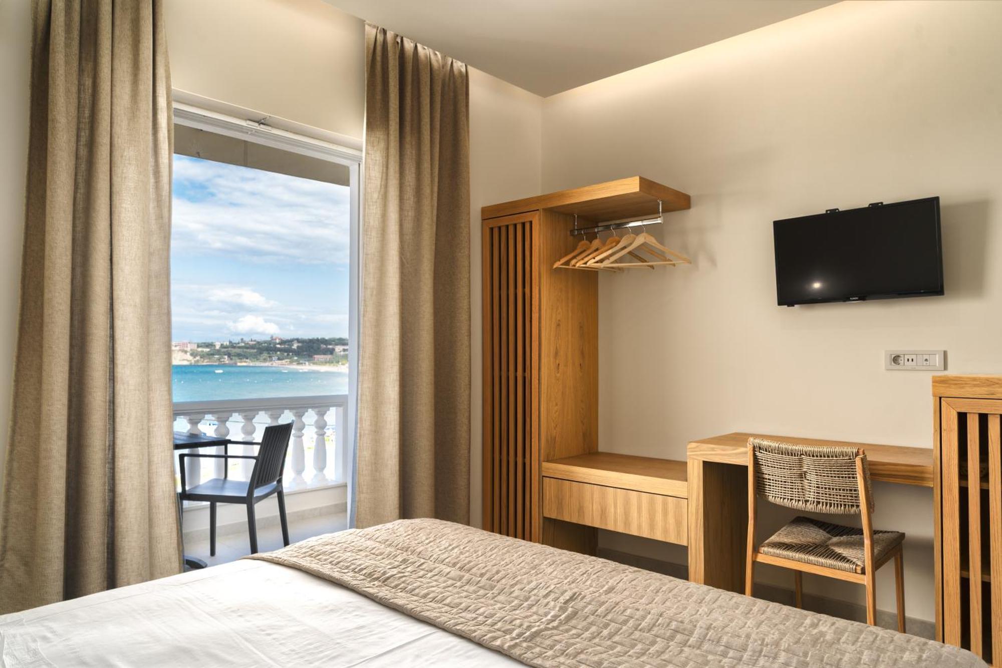 Deluxe Double Room Sea View