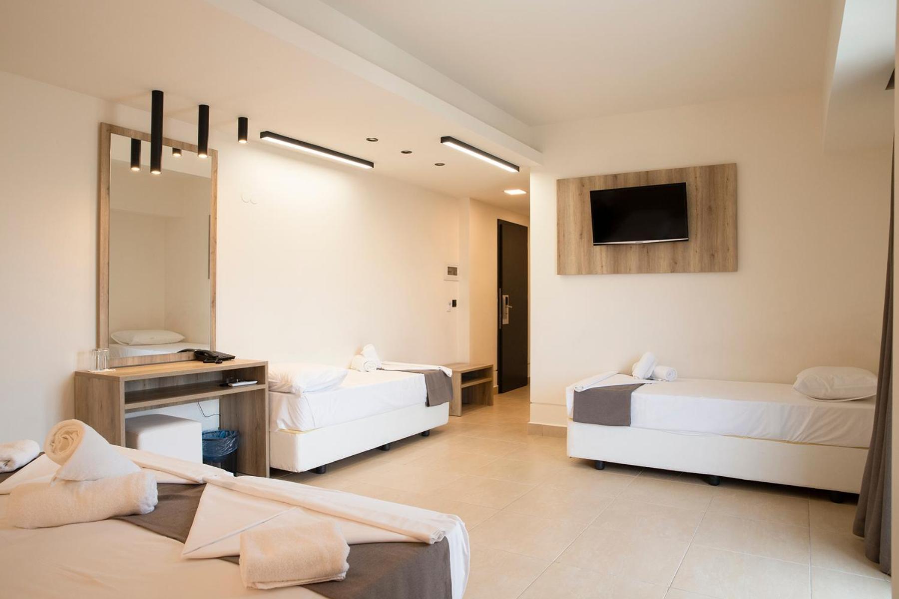 Standard Quadruple Room