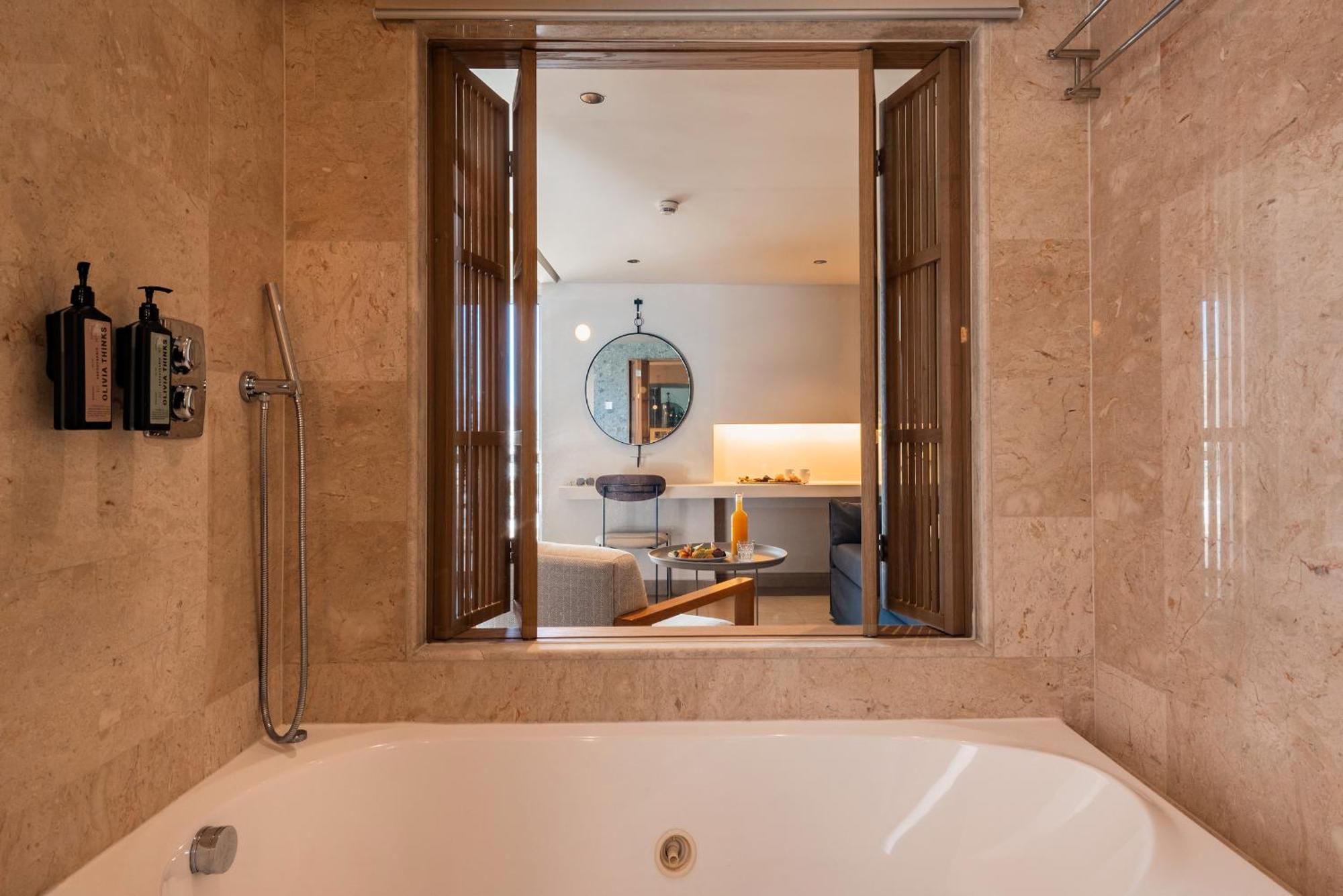 Suite 2 Rooms Sea View