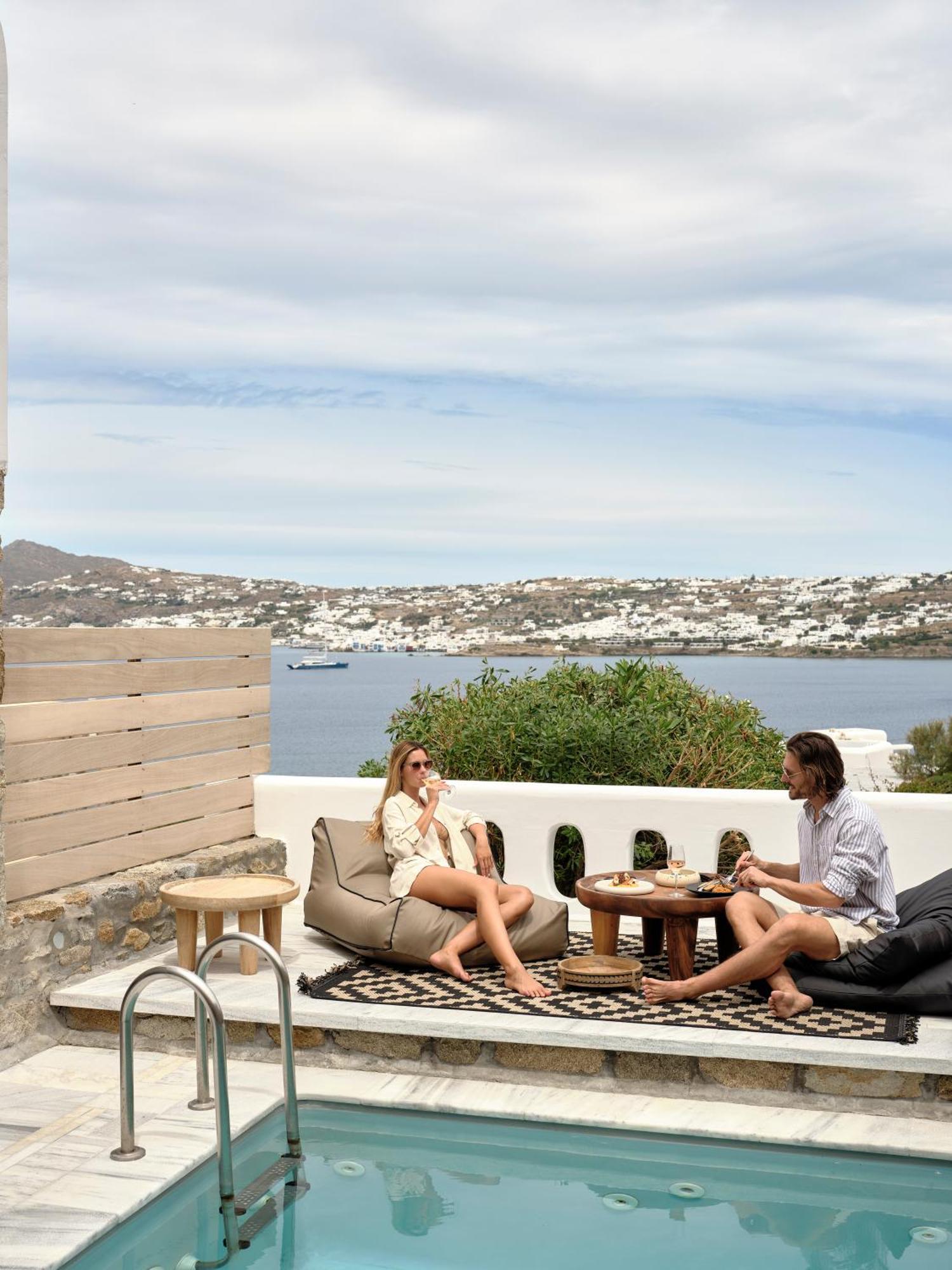 Signature Suite Sea View Private Pool