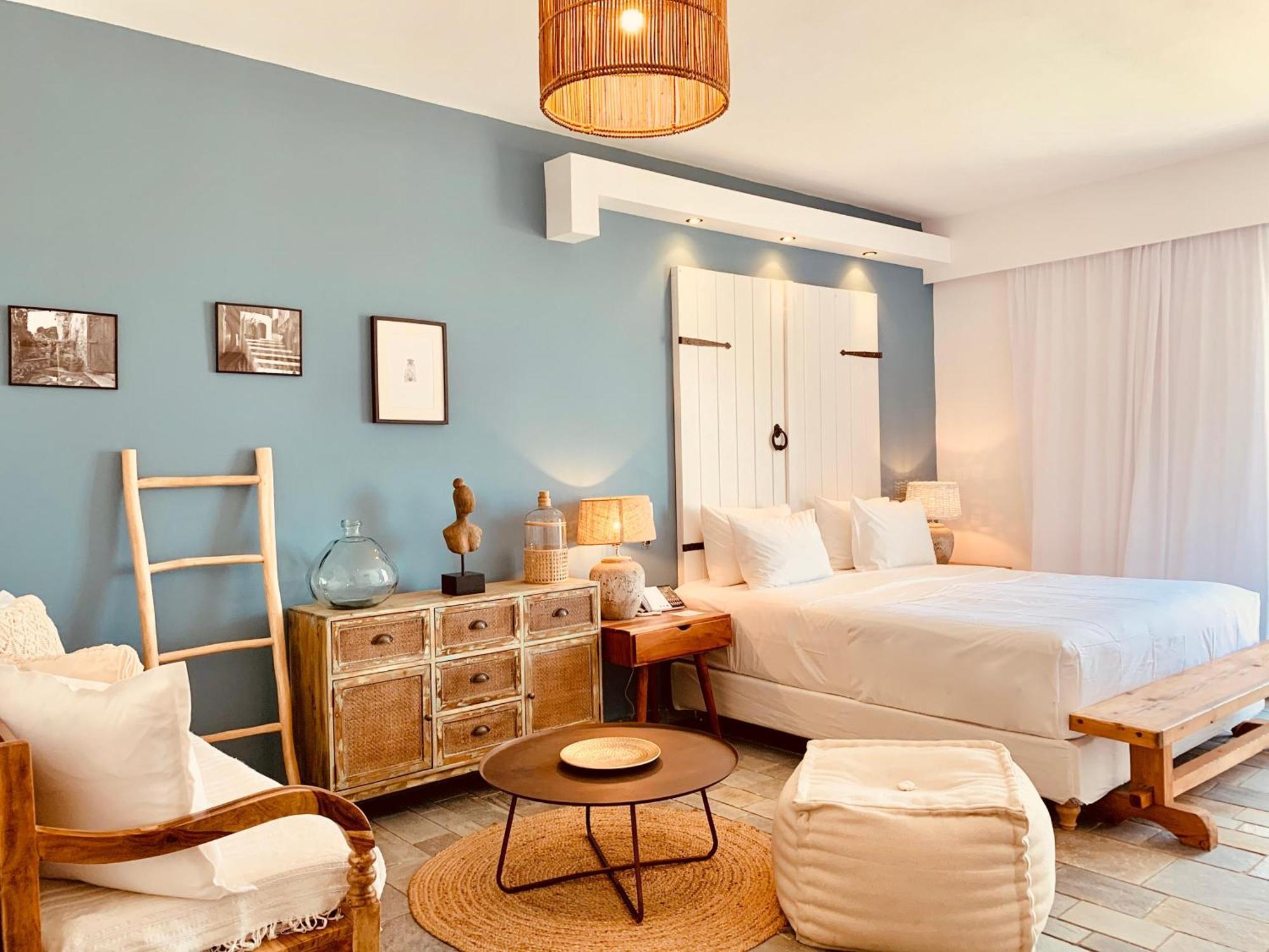 Deluxe Double or Twin Room Sea View